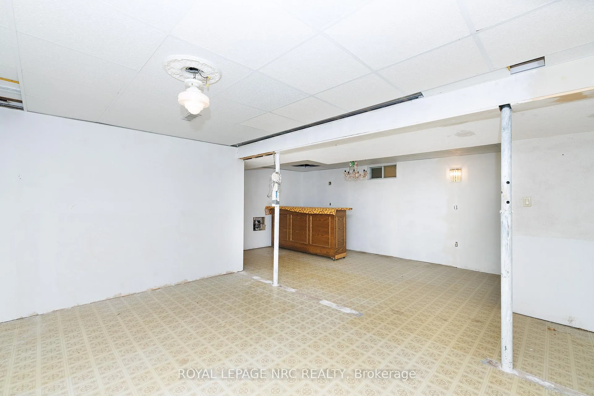 Photo 41 of 6518 Harmony Avenue, Niagara Falls, West Wood — HOMEH