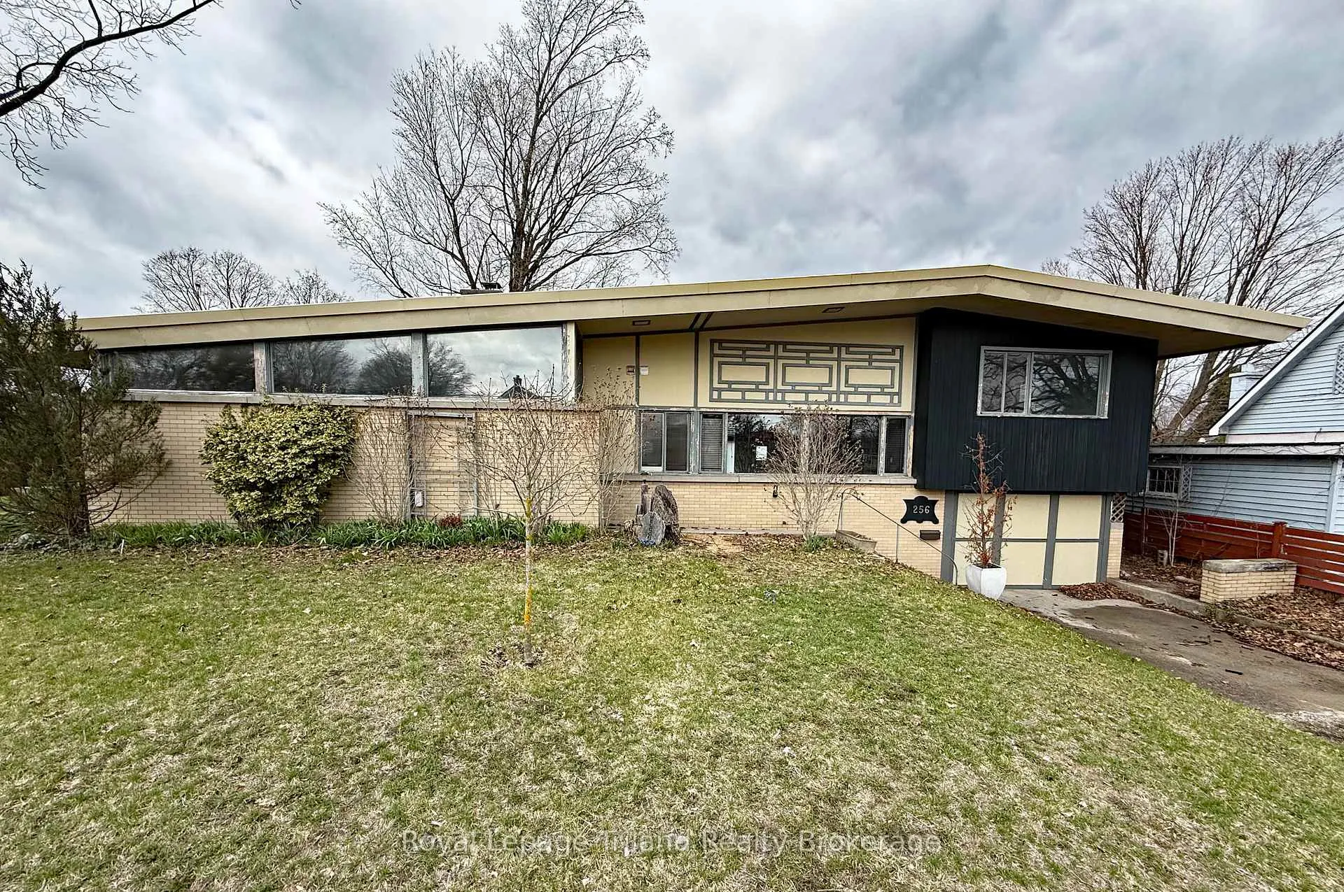 Photo 1 of 256 St George Lane, Norfolk, Delhi — HOMEH