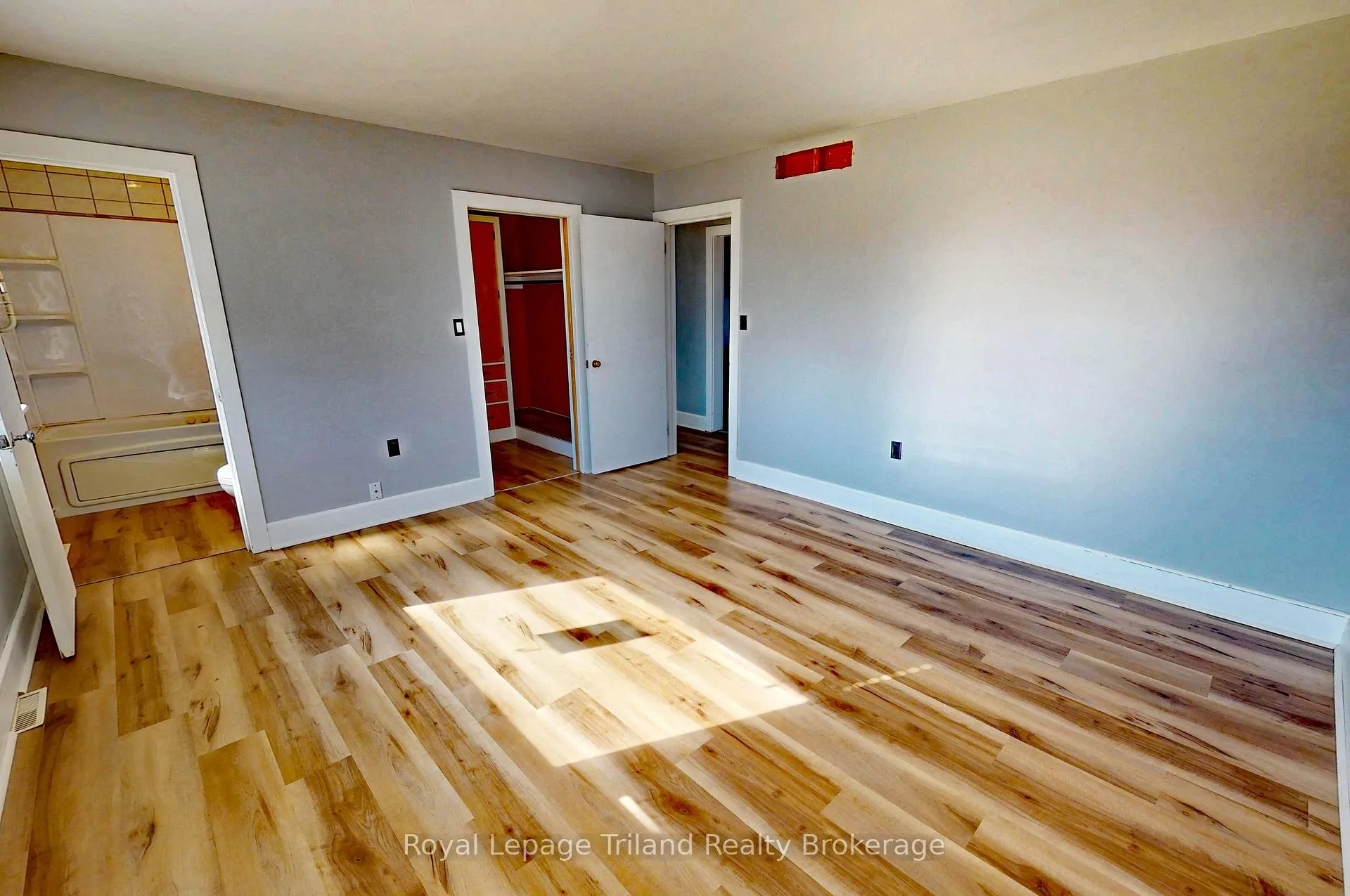 Photo 11 of 256 St George Lane, Norfolk, Delhi — HOMEH