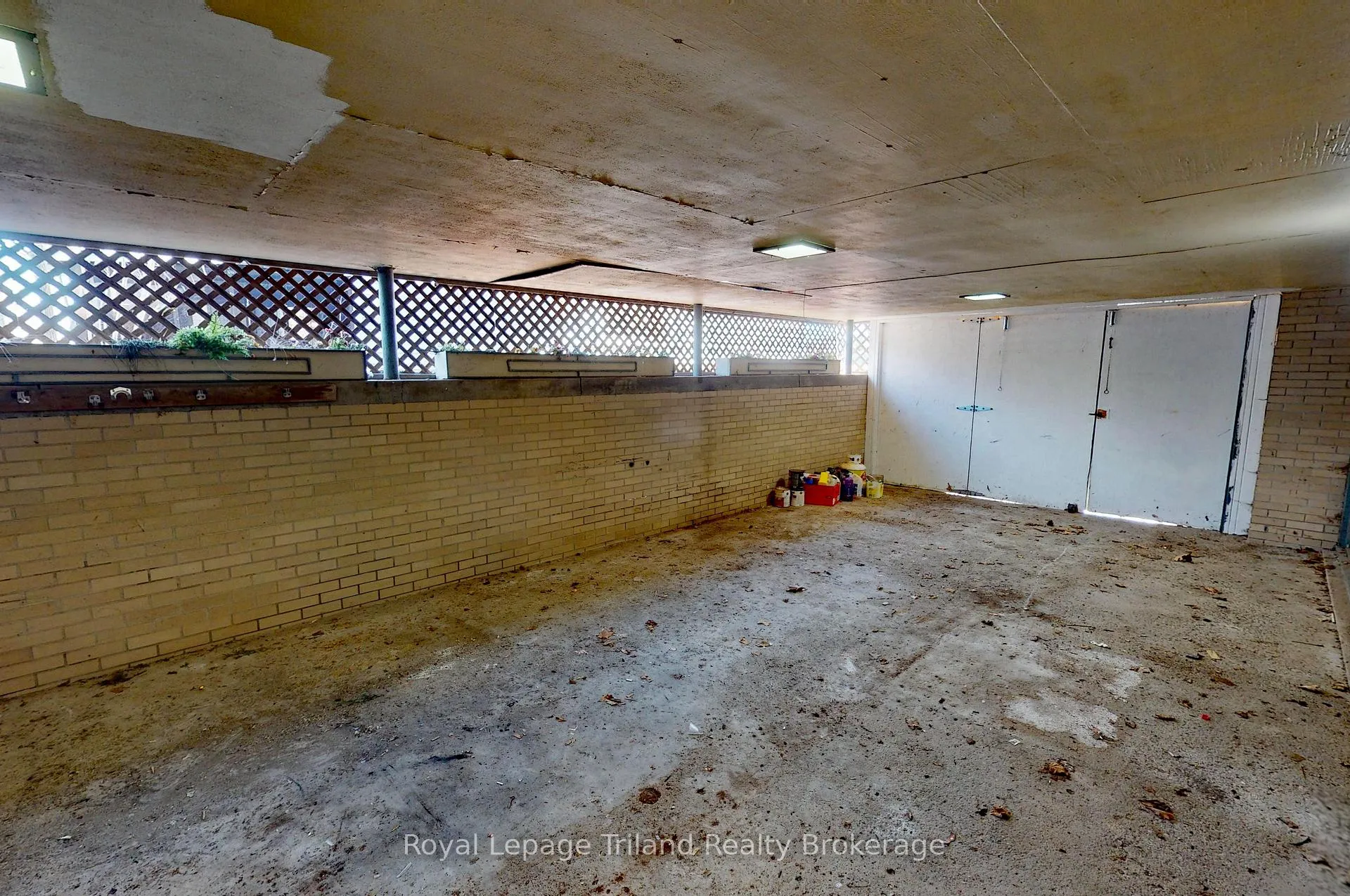 Photo 18 of 256 St George Lane, Norfolk, Delhi — HOMEH