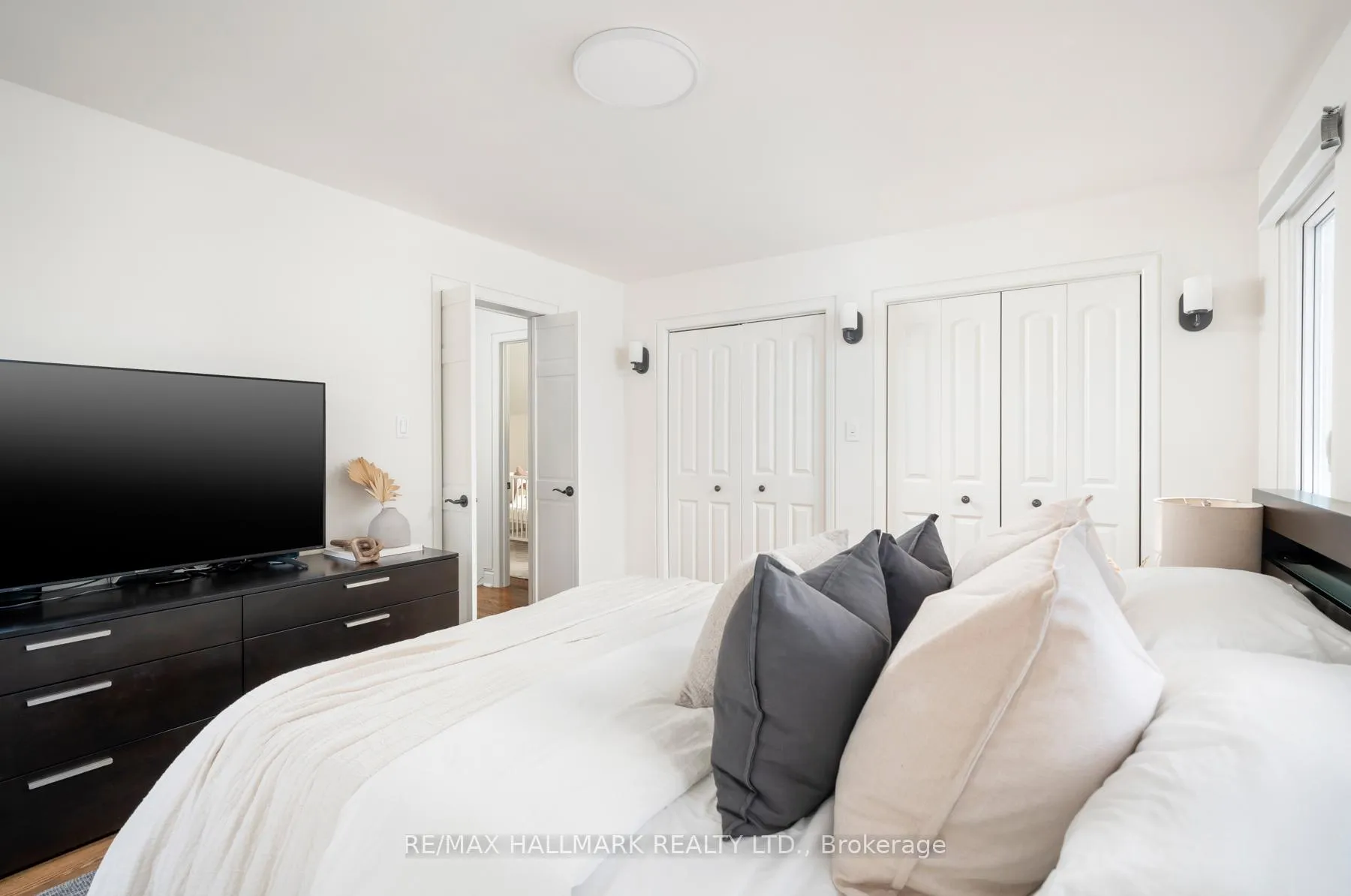 Photo 25 of 619 Balliol Street, Toronto, Mount Pleasant East — HOMEH