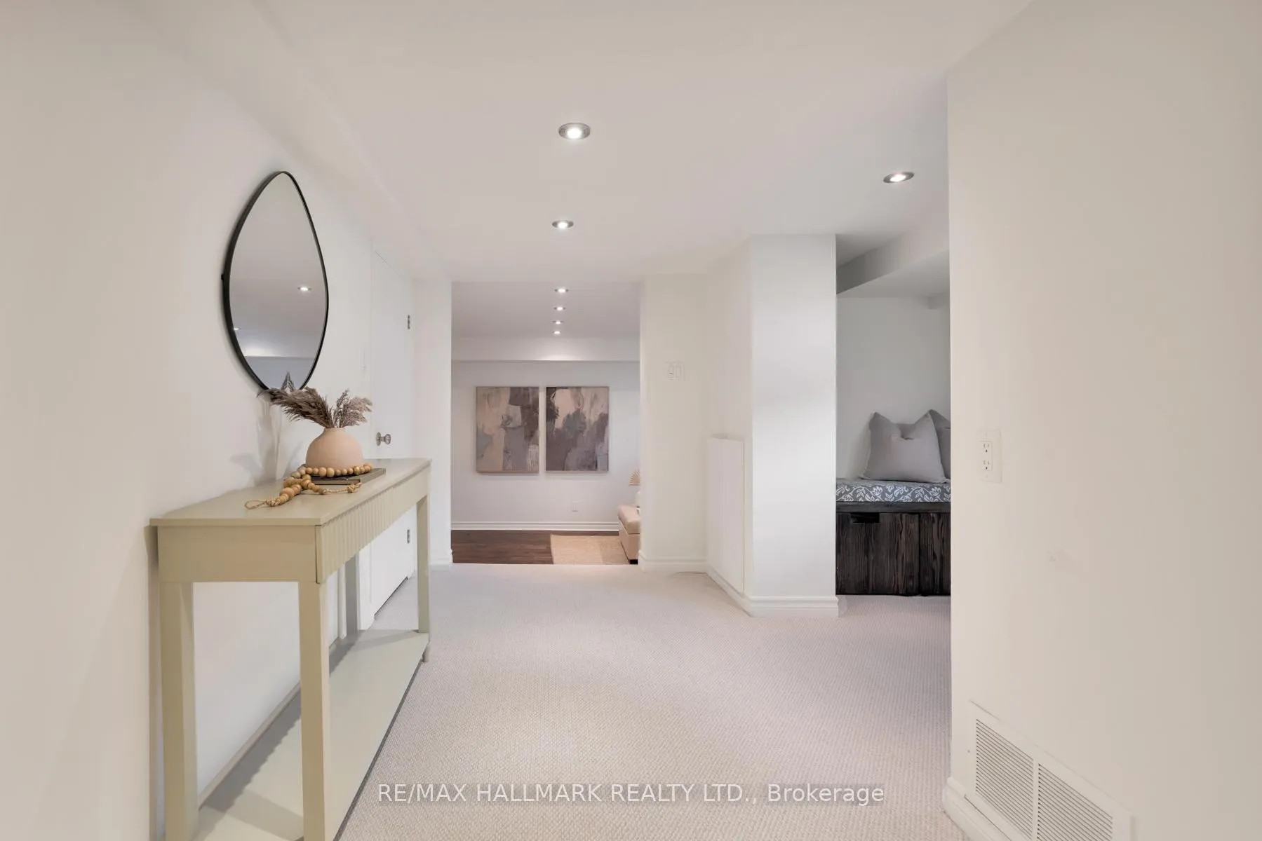 Photo 36 of 619 Balliol Street, Toronto, Mount Pleasant East — HOMEH