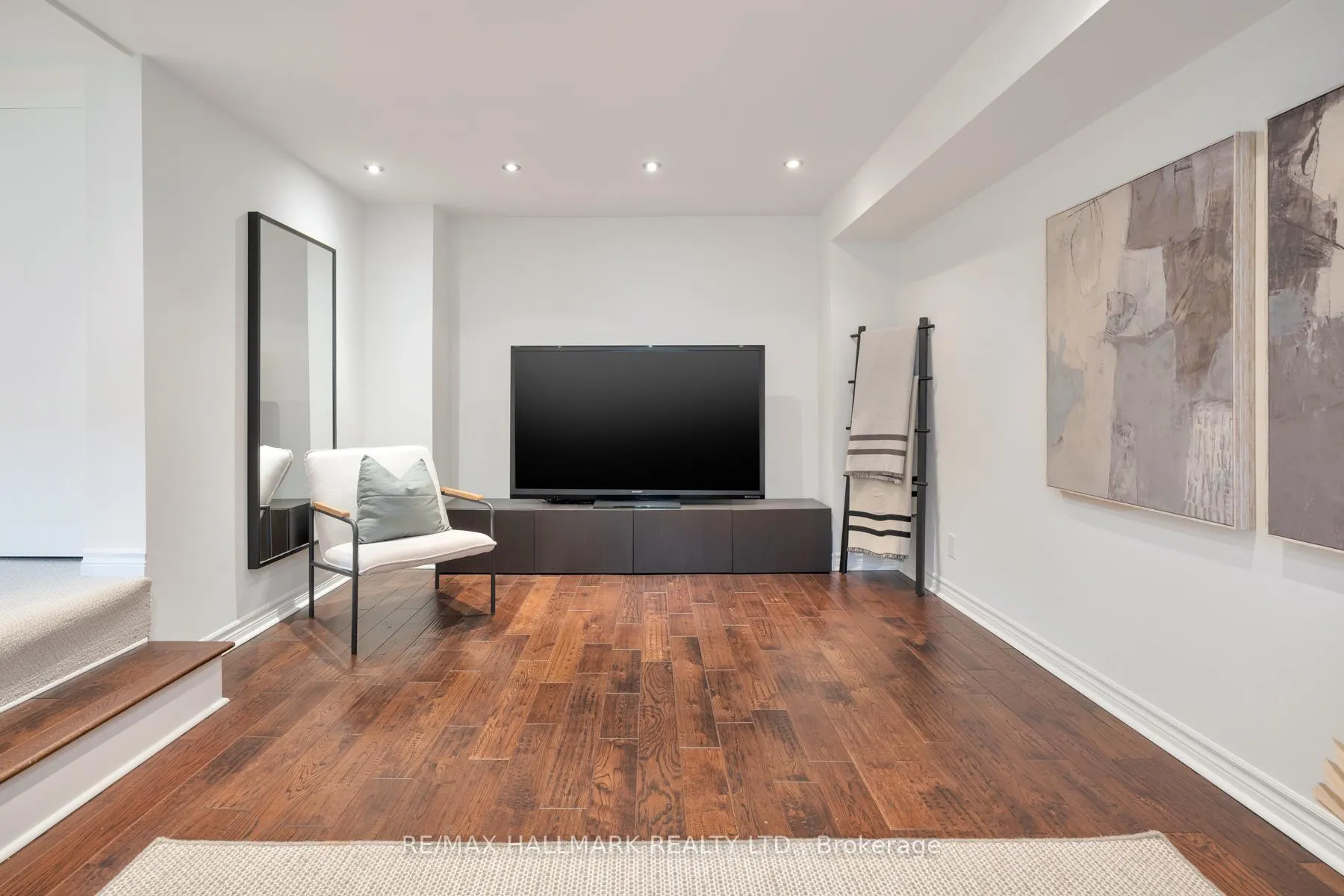 Photo 42 of 619 Balliol Street, Toronto, Mount Pleasant East — HOMEH