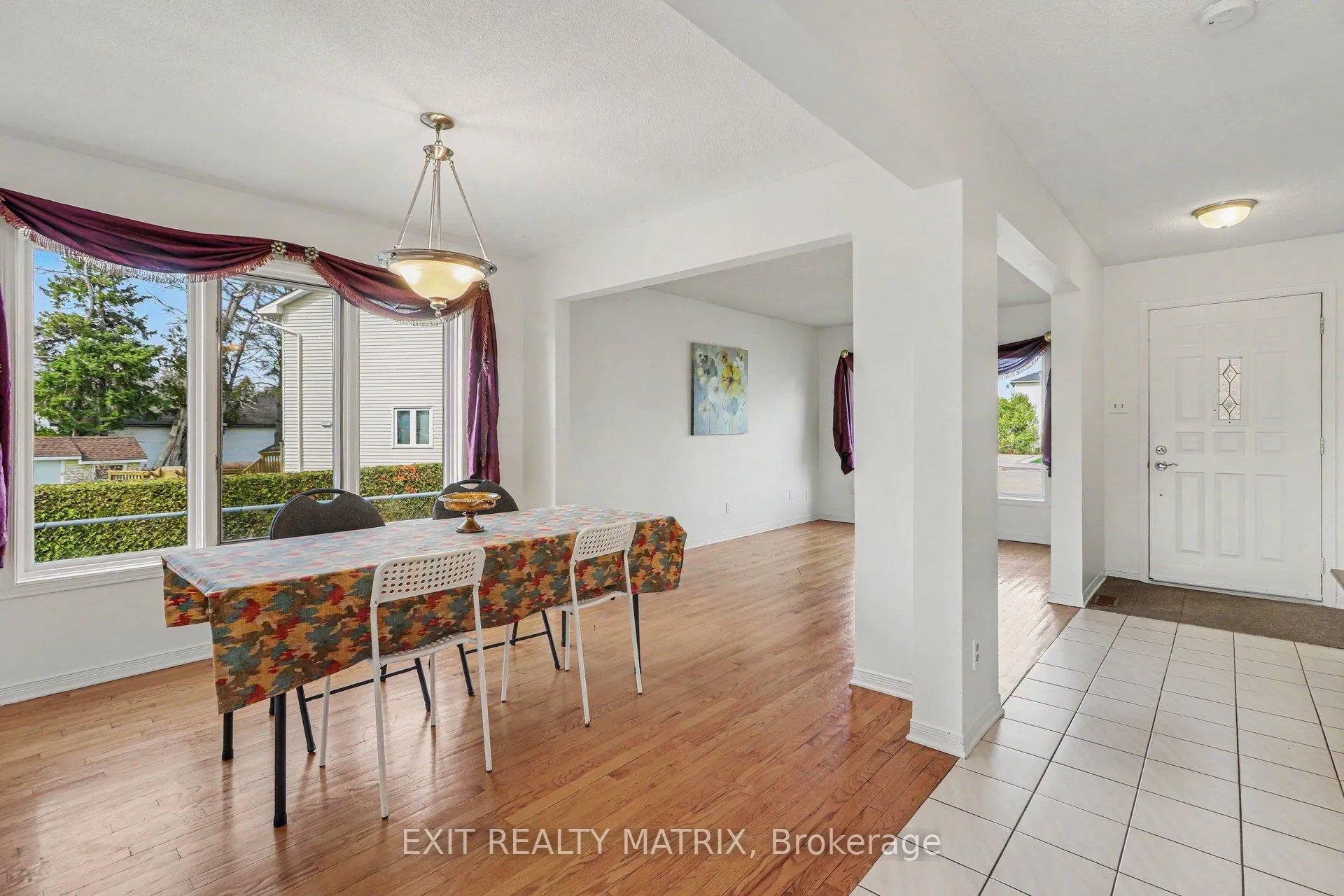 Photo 7 of 2829 Gothwood Place, Ottawa, Sawmill Creek/Timbermill — HOMEH