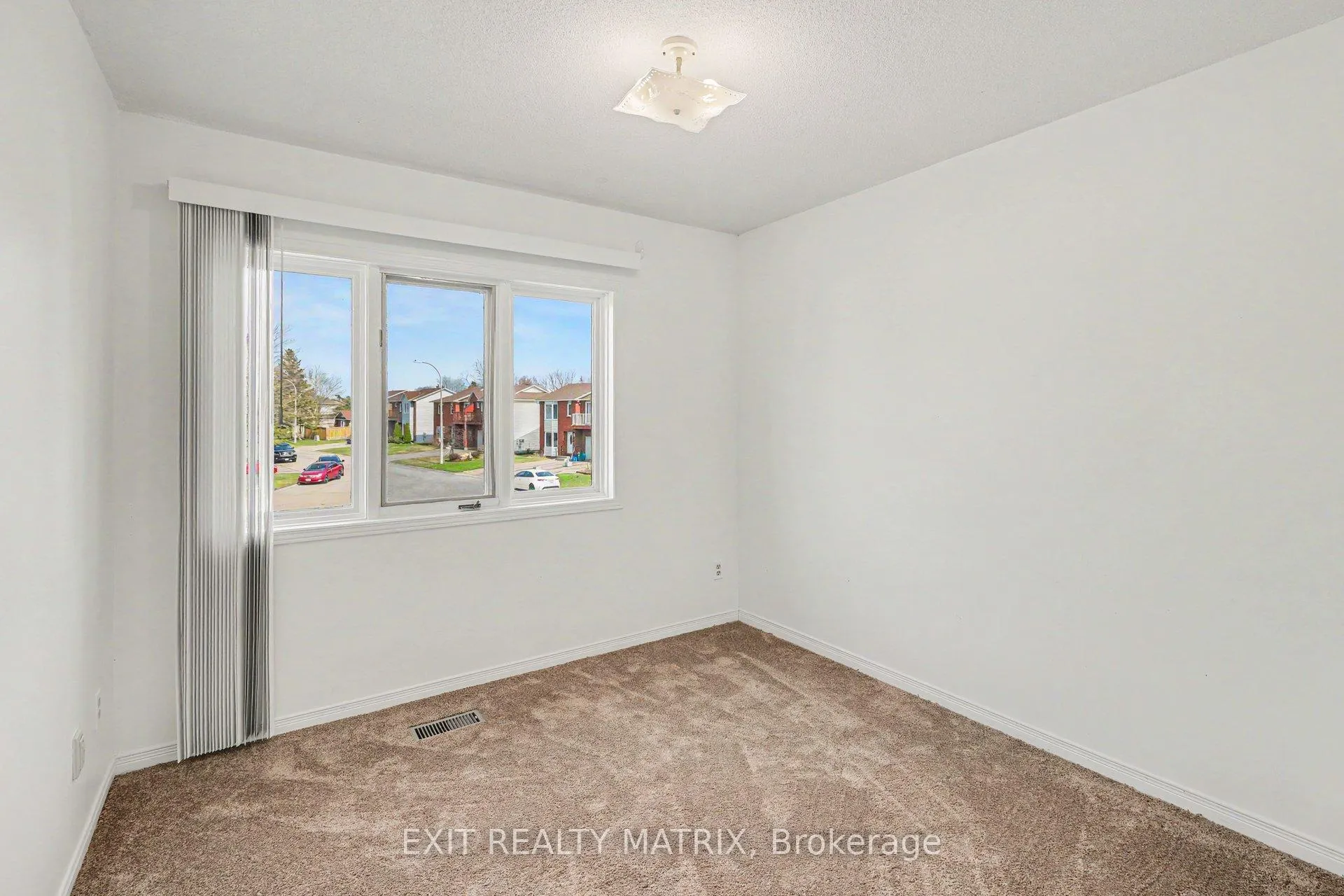 Photo 21 of 2829 Gothwood Place, Ottawa, Sawmill Creek/Timbermill — HOMEH