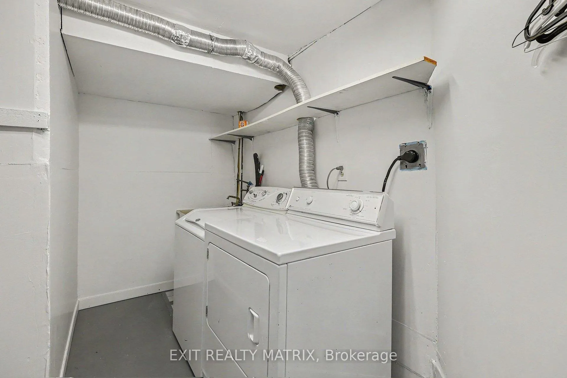Photo 28 of 2829 Gothwood Place, Ottawa, Sawmill Creek/Timbermill — HOMEH