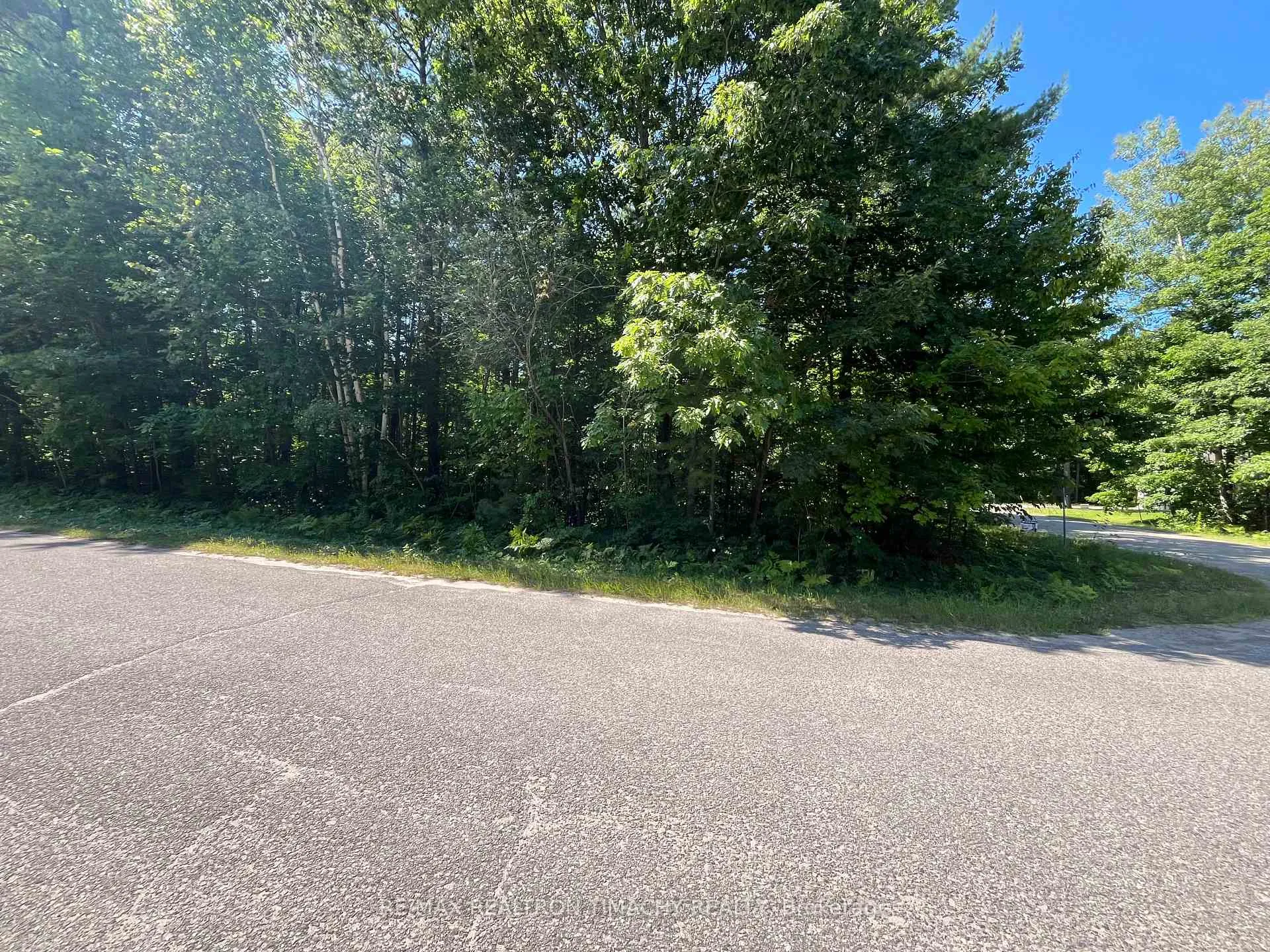 Photo 6 of Lot 89 Vincent Circle, Tiny, Rural Tiny — HOMEH