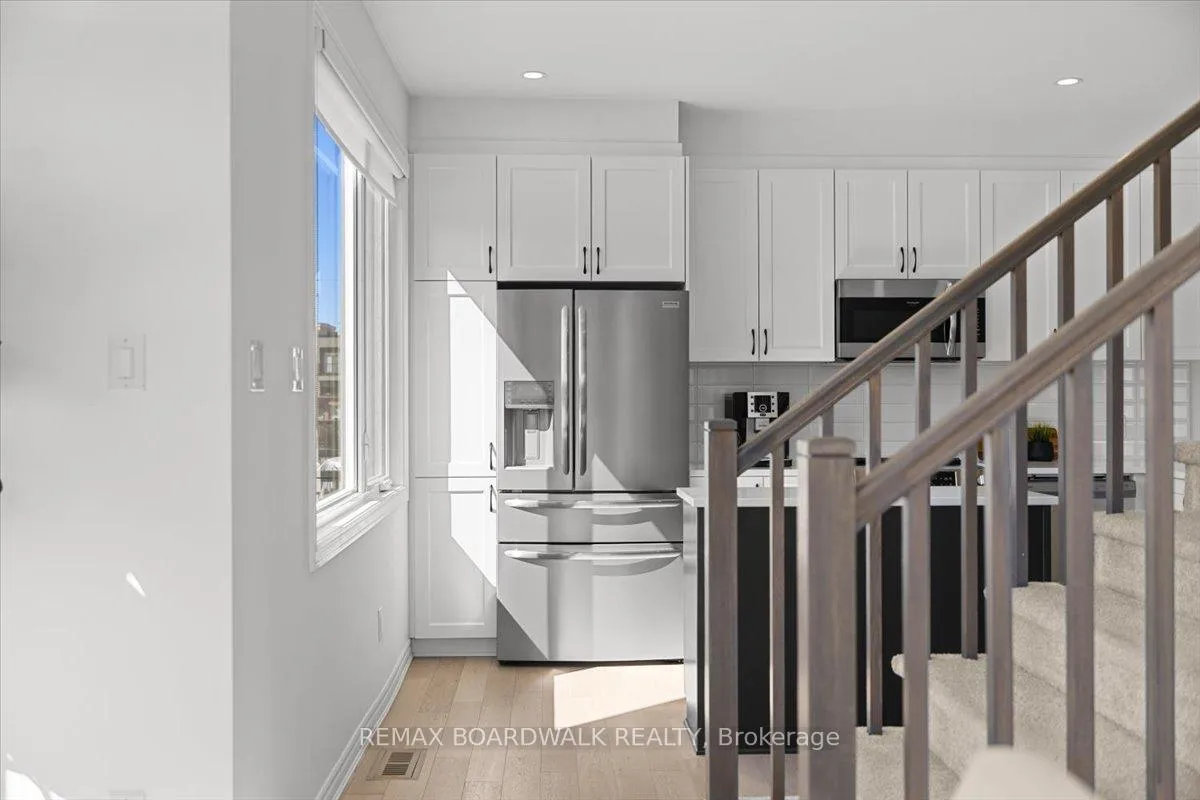 Photo 32 of 829 Kiniw Private, Ottawa, CFB Rockcliffe and Area — HOMEH