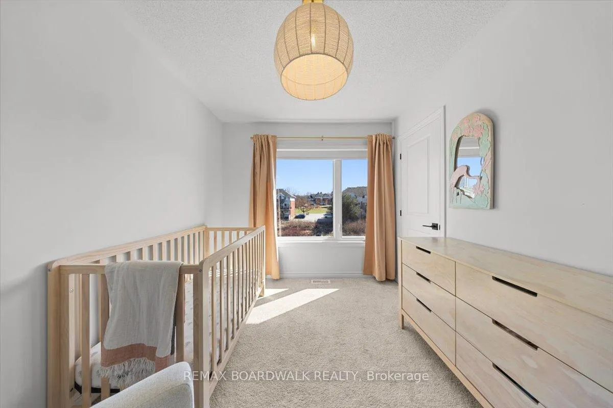 Photo 39 of 829 Kiniw Private, Ottawa, CFB Rockcliffe and Area — HOMEH