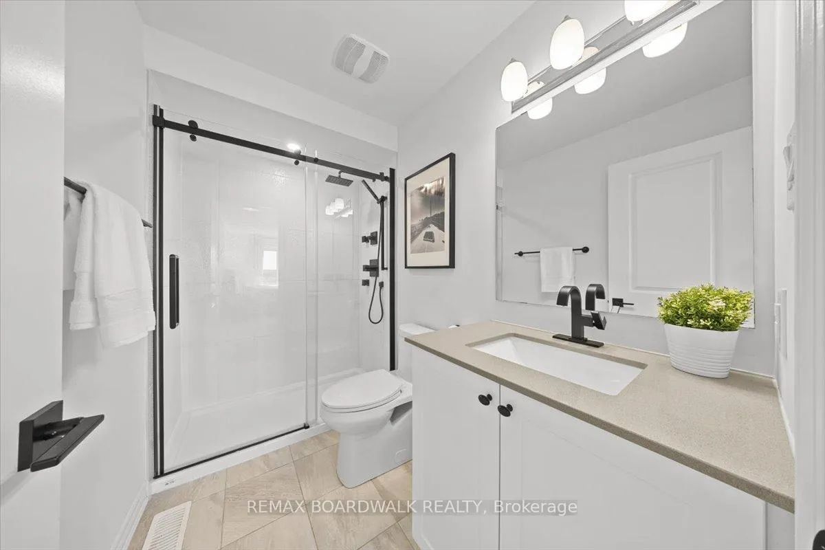 Photo 44 of 829 Kiniw Private, Ottawa, CFB Rockcliffe and Area — HOMEH
