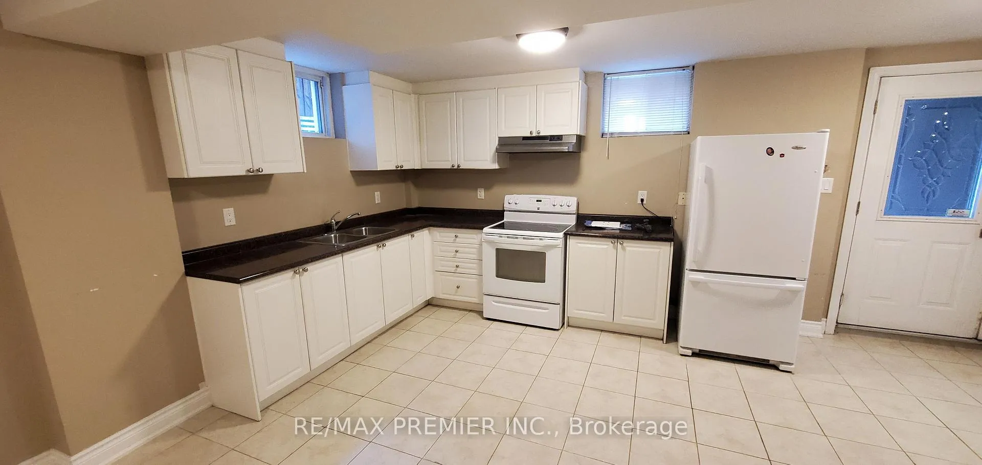 Photo 3 of Unit Bsmt, 120 Bellini Avenue, Vaughan, Vellore Village — HOMEH