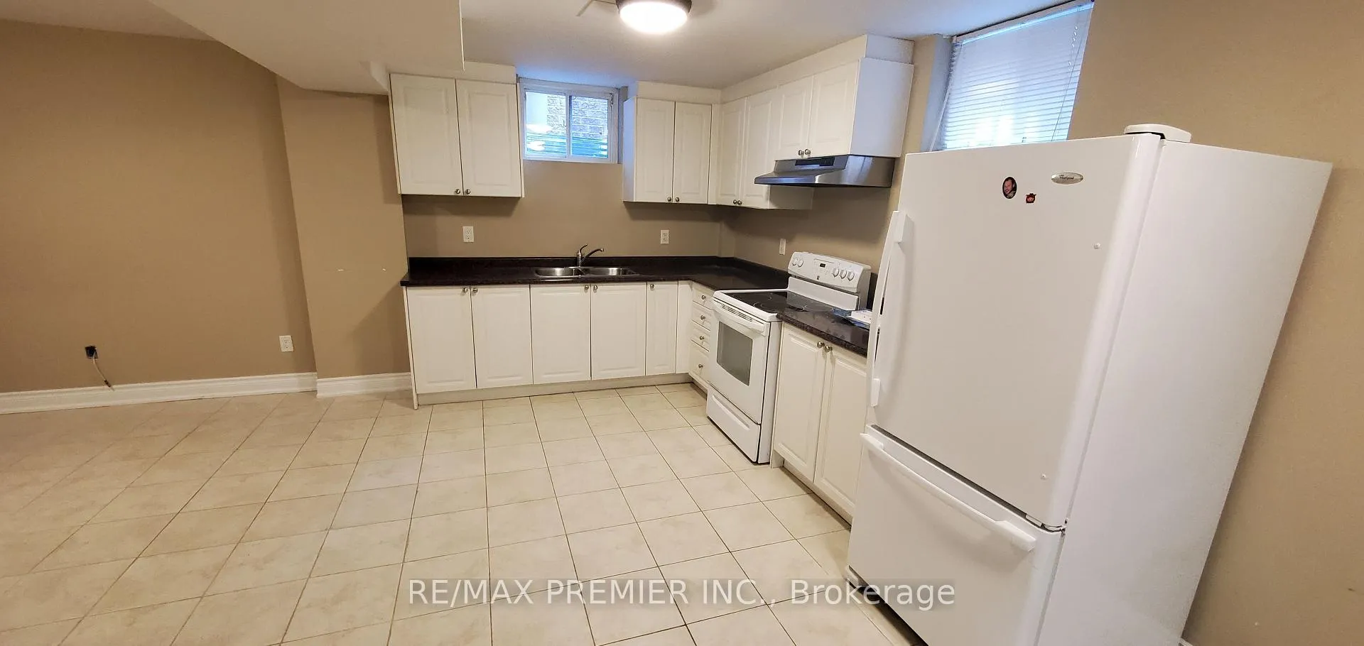 Photo 4 of Unit Bsmt, 120 Bellini Avenue, Vaughan, Vellore Village — HOMEH