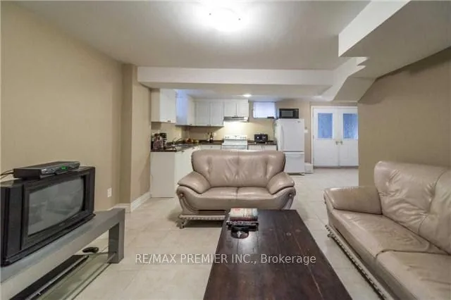 Photo 8 of Unit Bsmt, 120 Bellini Avenue, Vaughan, Vellore Village — HOMEH
