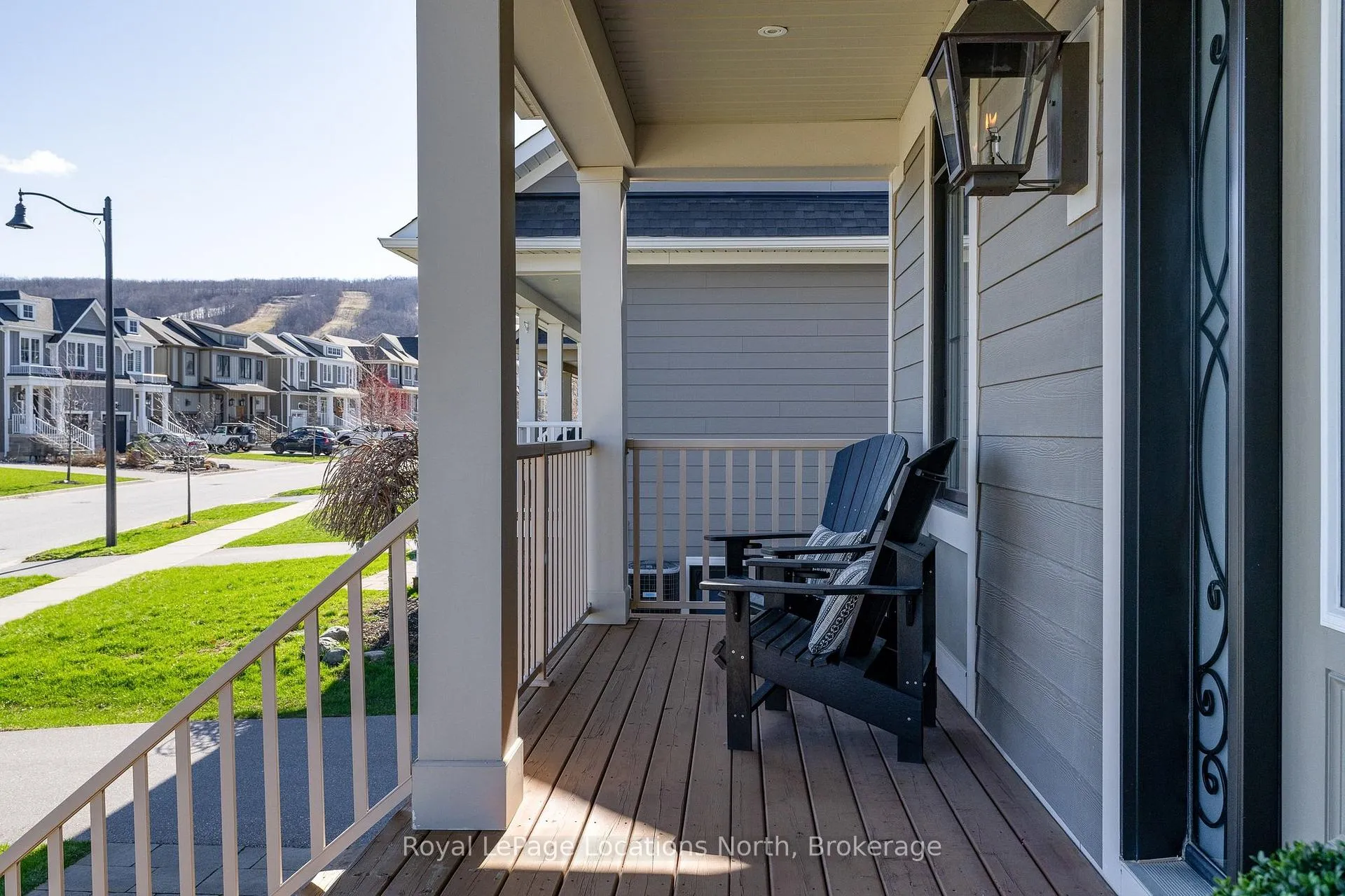 Photo 3 of 348 Yellow Birch Crescent, Blue Mountains — HOMEH