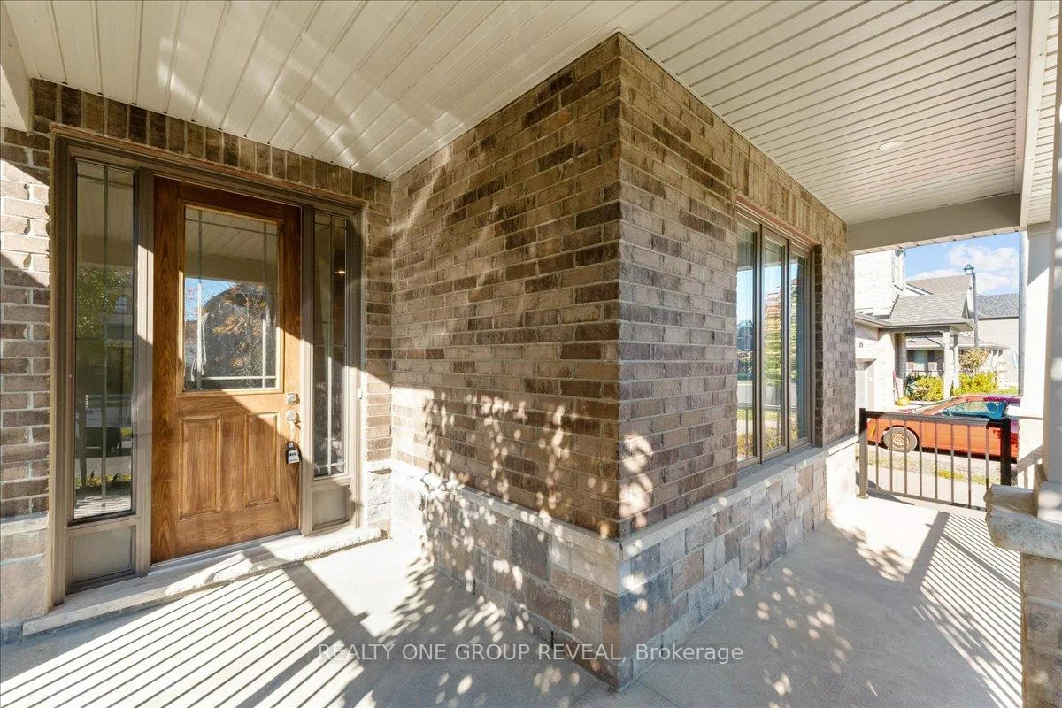 Photo 3 of 1054 Rippingale Trail, Peterborough, Northcrest Ward 5 — HOMEH