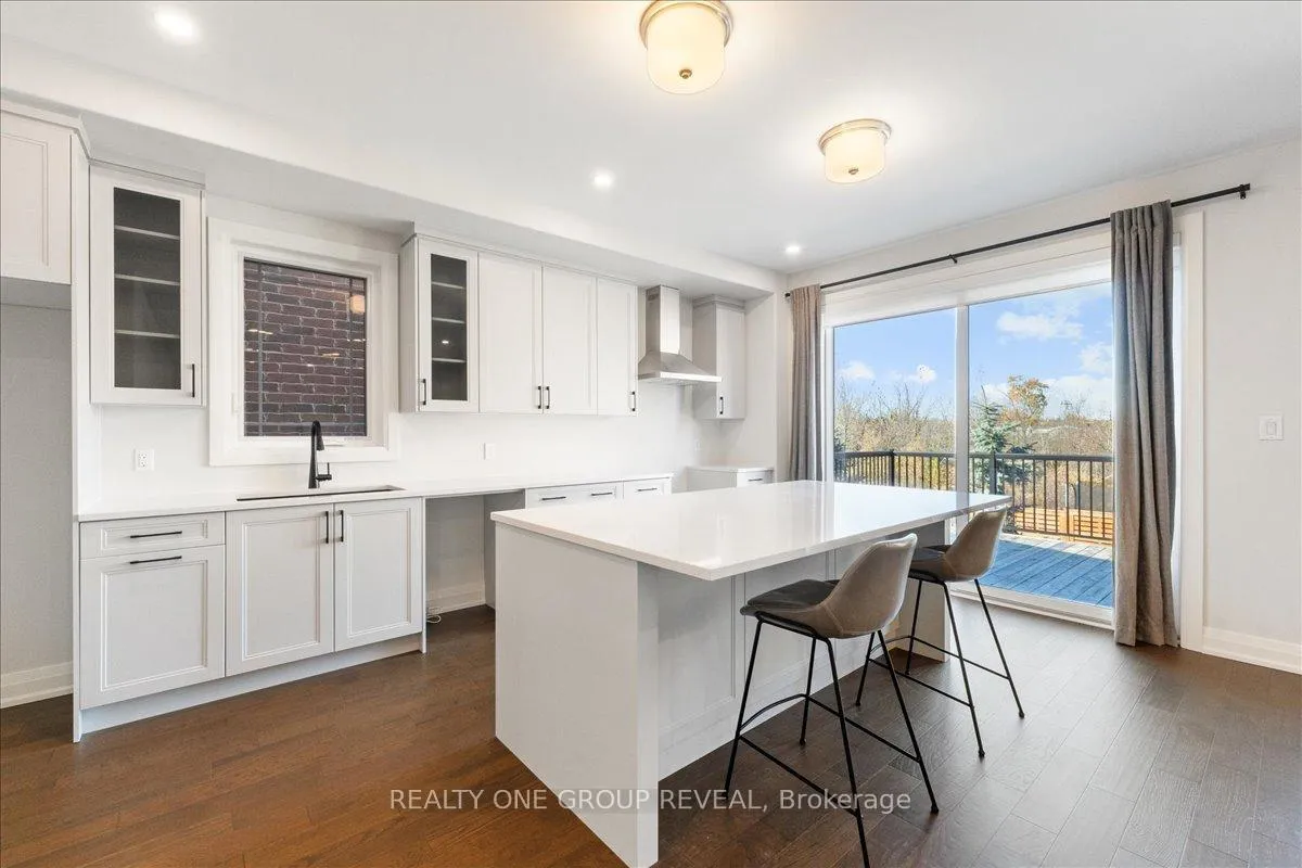 Photo 7 of 1054 Rippingale Trail, Peterborough, Northcrest Ward 5 — HOMEH