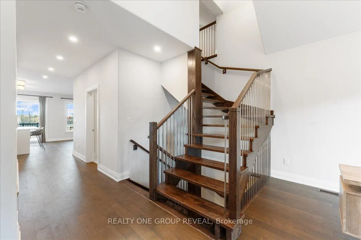Photo 21 of 1054 Rippingale Trail, Peterborough, Northcrest Ward 5 — HOMEH
