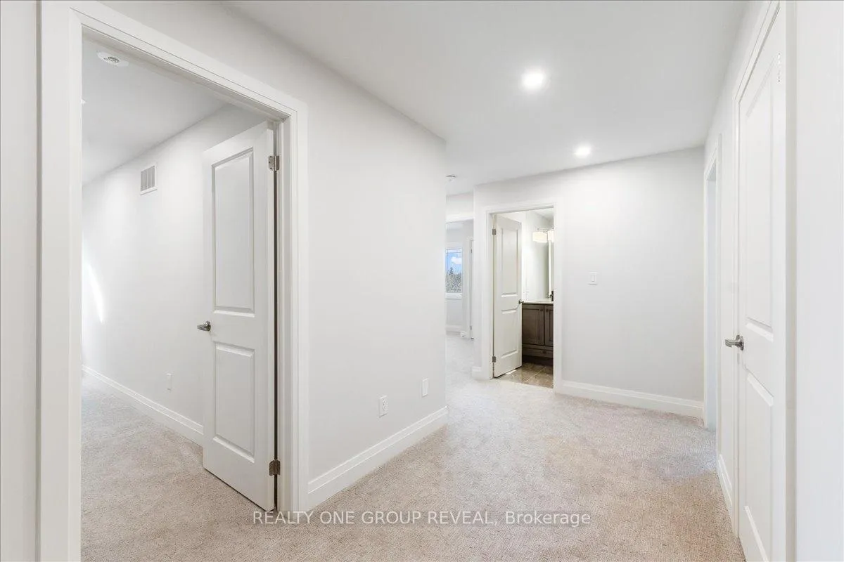 Photo 22 of 1054 Rippingale Trail, Peterborough, Northcrest Ward 5 — HOMEH