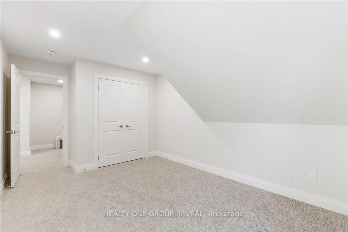 Photo 25 of 1054 Rippingale Trail, Peterborough, Northcrest Ward 5 — HOMEH