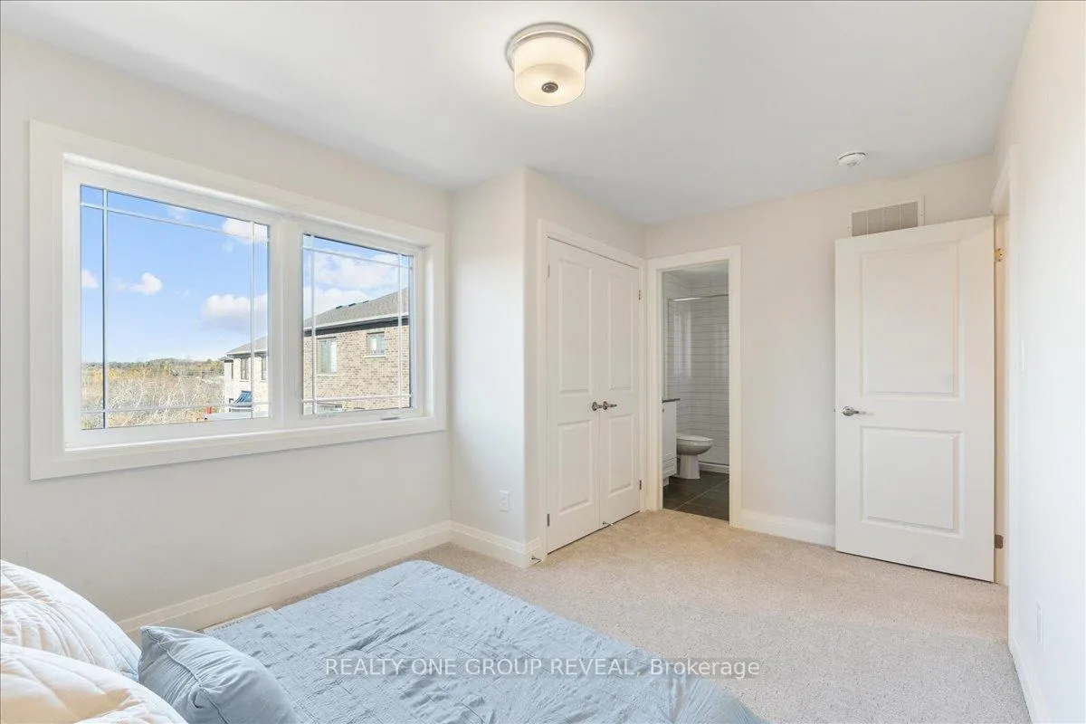Photo 29 of 1054 Rippingale Trail, Peterborough, Northcrest Ward 5 — HOMEH