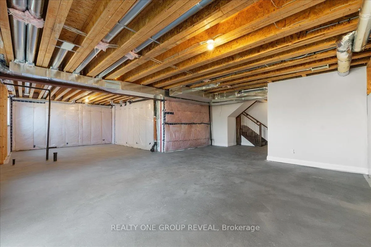Photo 38 of 1054 Rippingale Trail, Peterborough, Northcrest Ward 5 — HOMEH