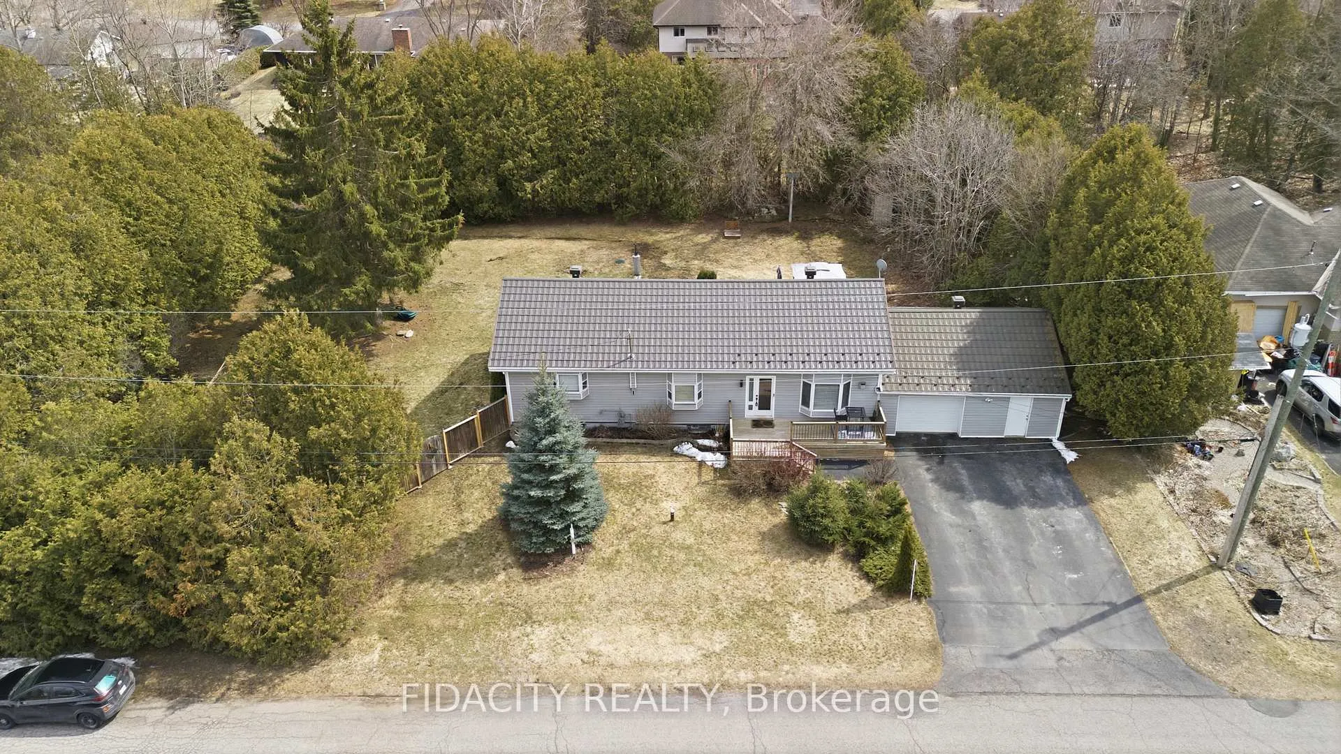Photo 5 of 6560 Jack Pine Crescent, Ottawa, Greely — HOMEH