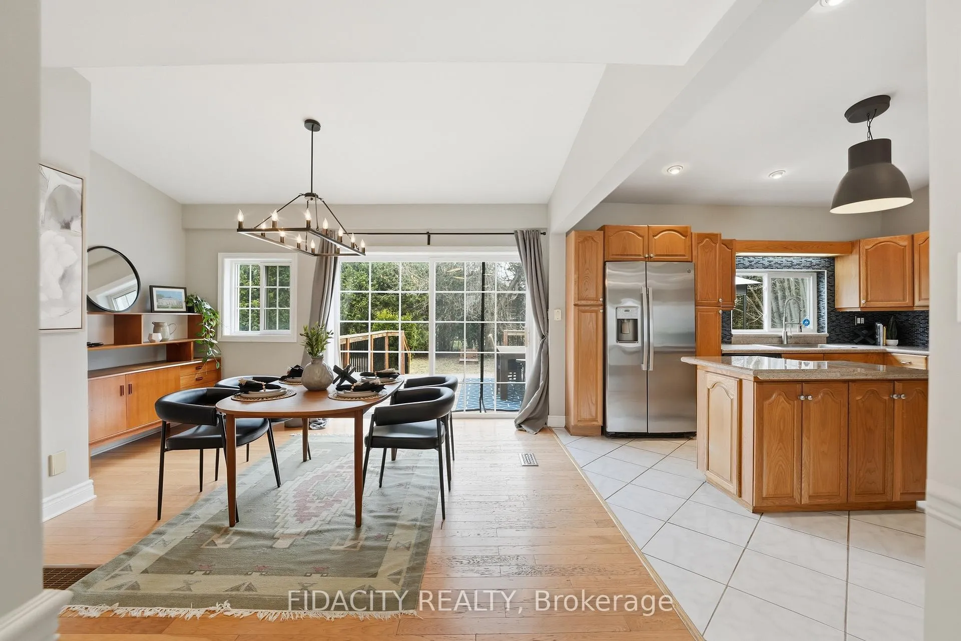 Photo 7 of 6560 Jack Pine Crescent, Ottawa, Greely — HOMEH