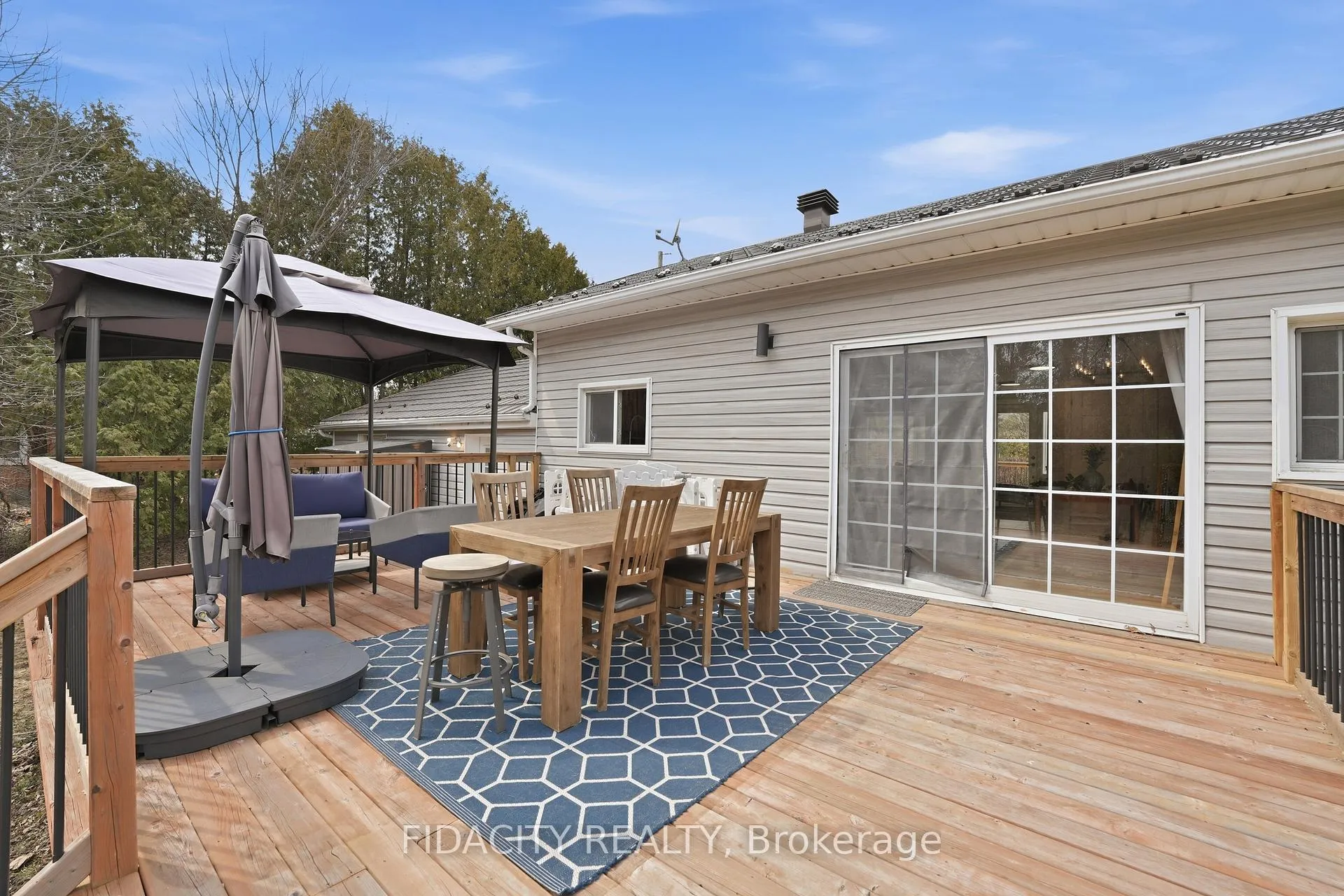 Photo 32 of 6560 Jack Pine Crescent, Ottawa, Greely — HOMEH