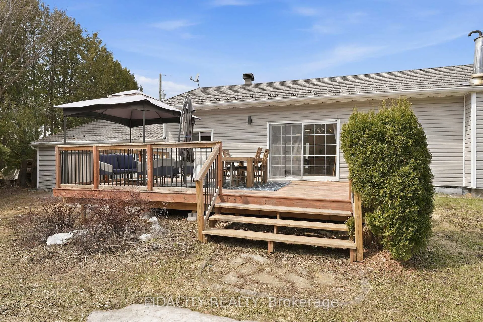 Photo 33 of 6560 Jack Pine Crescent, Ottawa, Greely — HOMEH