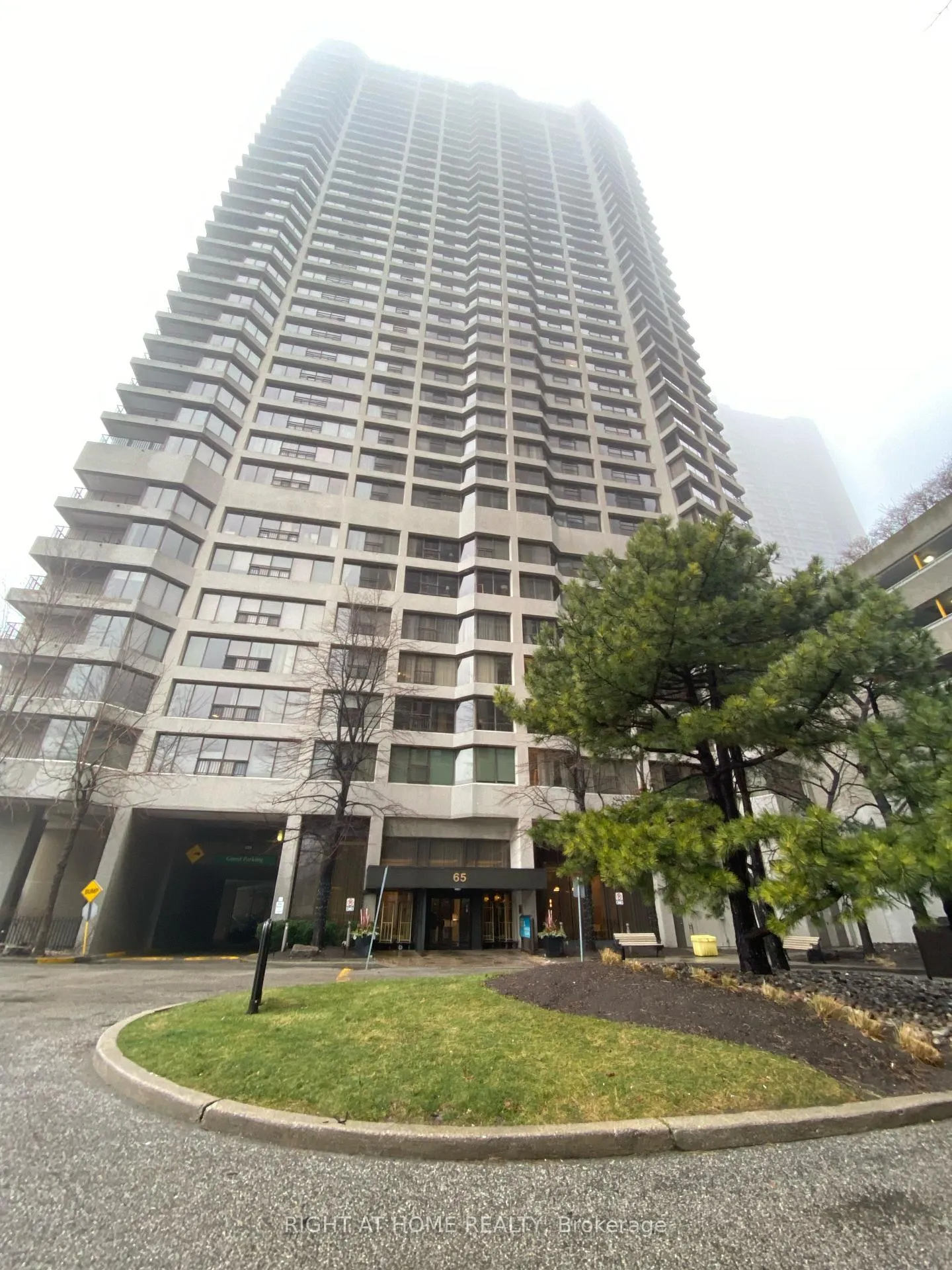 Front of Unit 2202, 65 Harbour Square