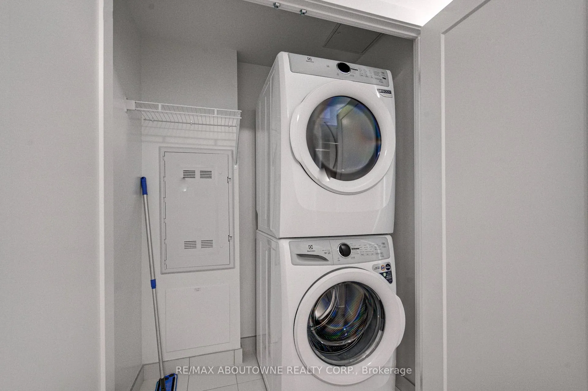 Photo 27 of Unit 1205, 2088 James Street, Burlington, Brant — HOMEH