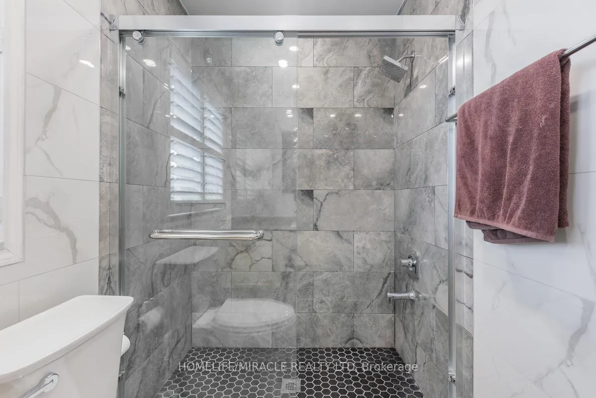 Photo 31 of 69 Flycatcher Avenue, Scarborough, Rouge — HOMEH