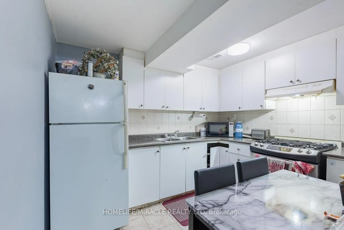 Photo 35 of 69 Flycatcher Avenue, Scarborough, Rouge — HOMEH
