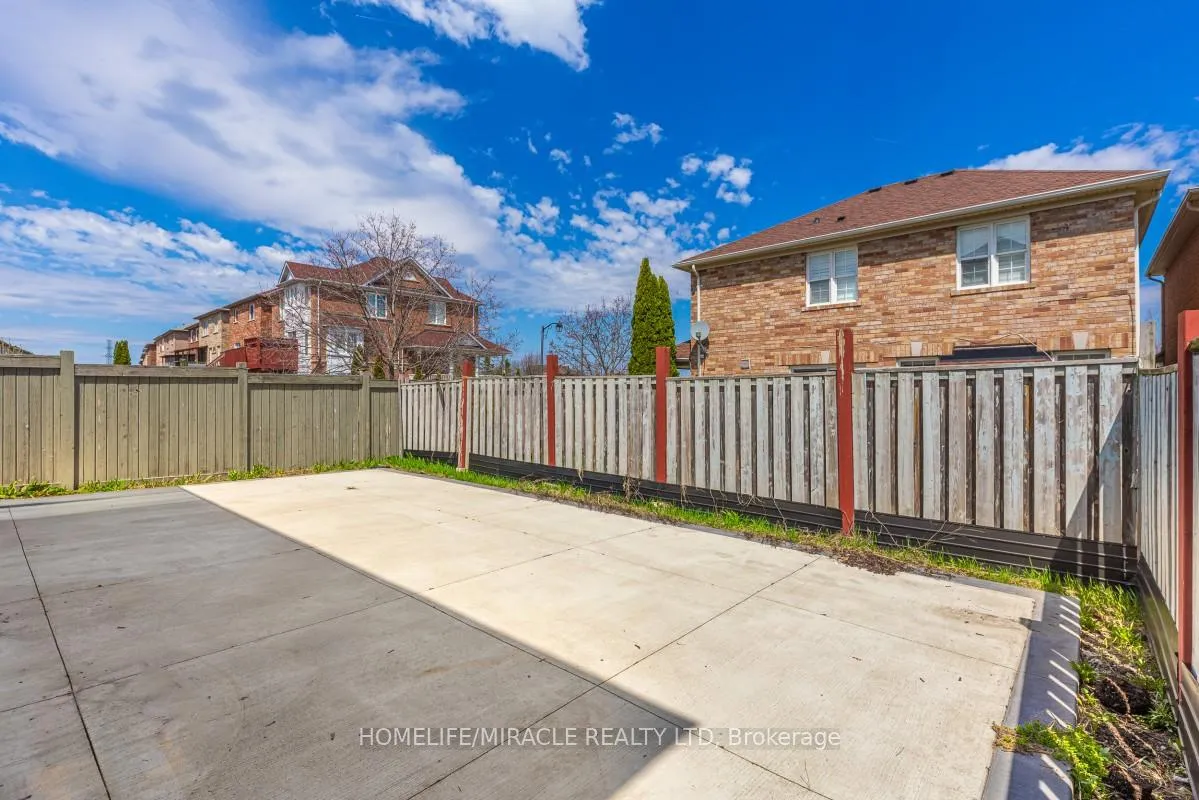 Photo 41 of 69 Flycatcher Avenue, Scarborough, Rouge — HOMEH