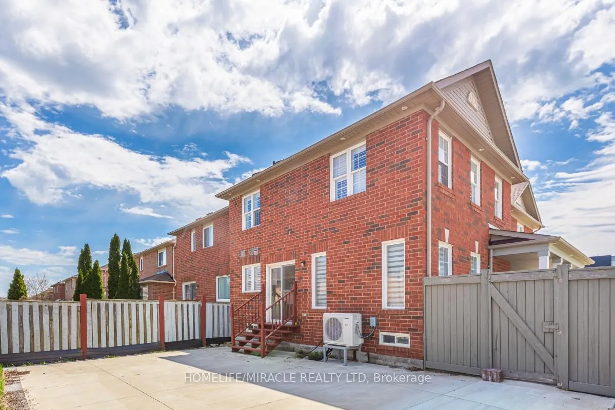Photo 42 of 69 Flycatcher Avenue, Scarborough, Rouge — HOMEH