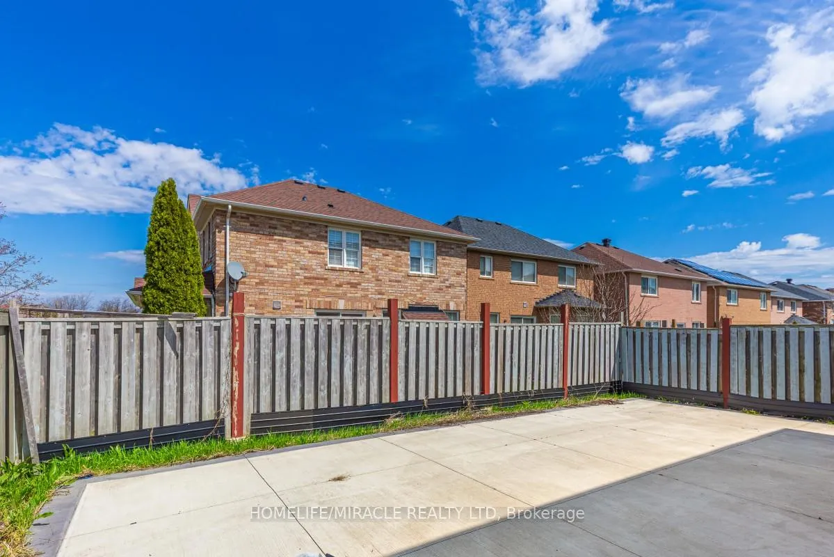 Photo 43 of 69 Flycatcher Avenue, Scarborough, Rouge — HOMEH
