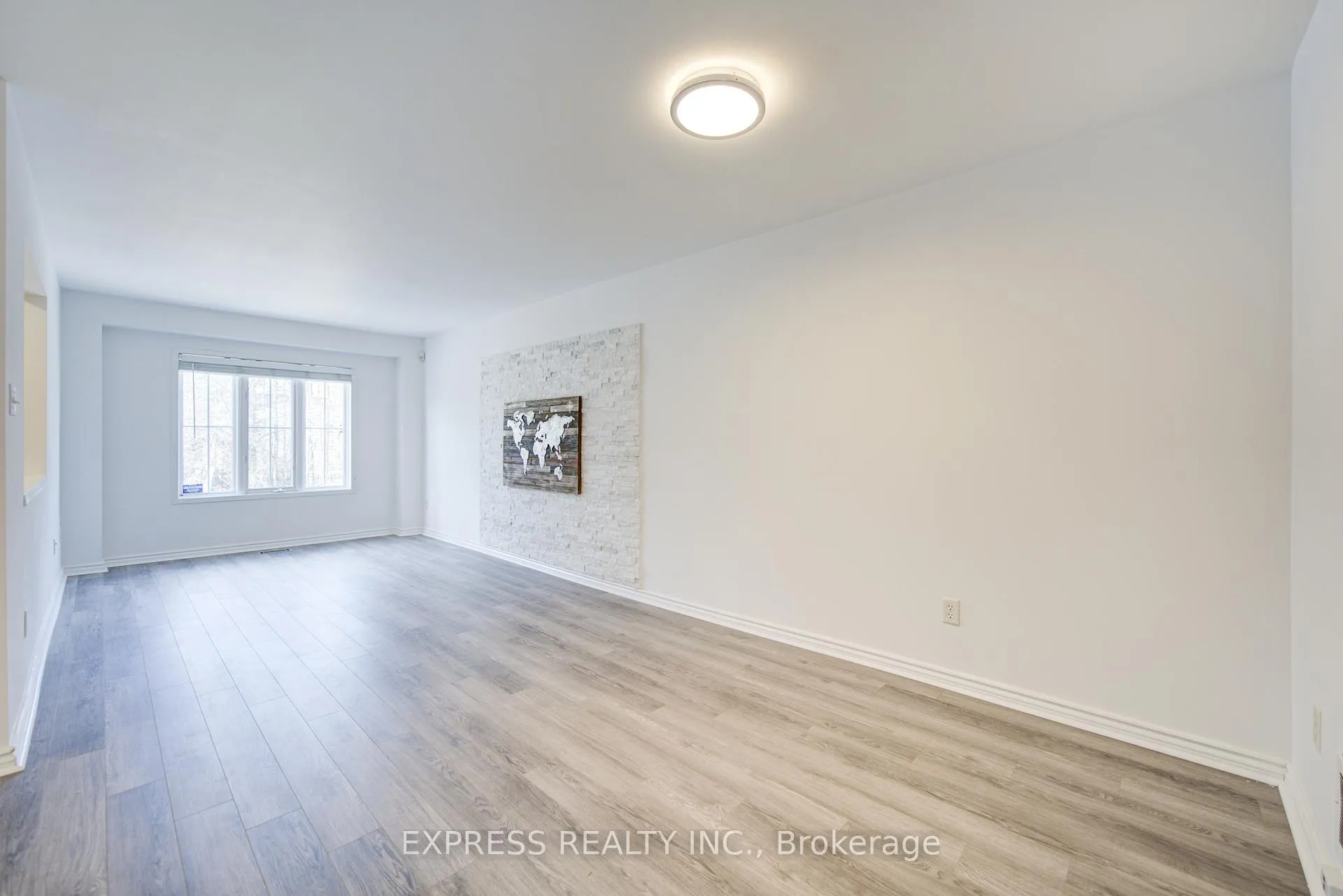 Photo 11 of 33 Schouten Crescent, Markham, Vinegar Hill — HOMEH