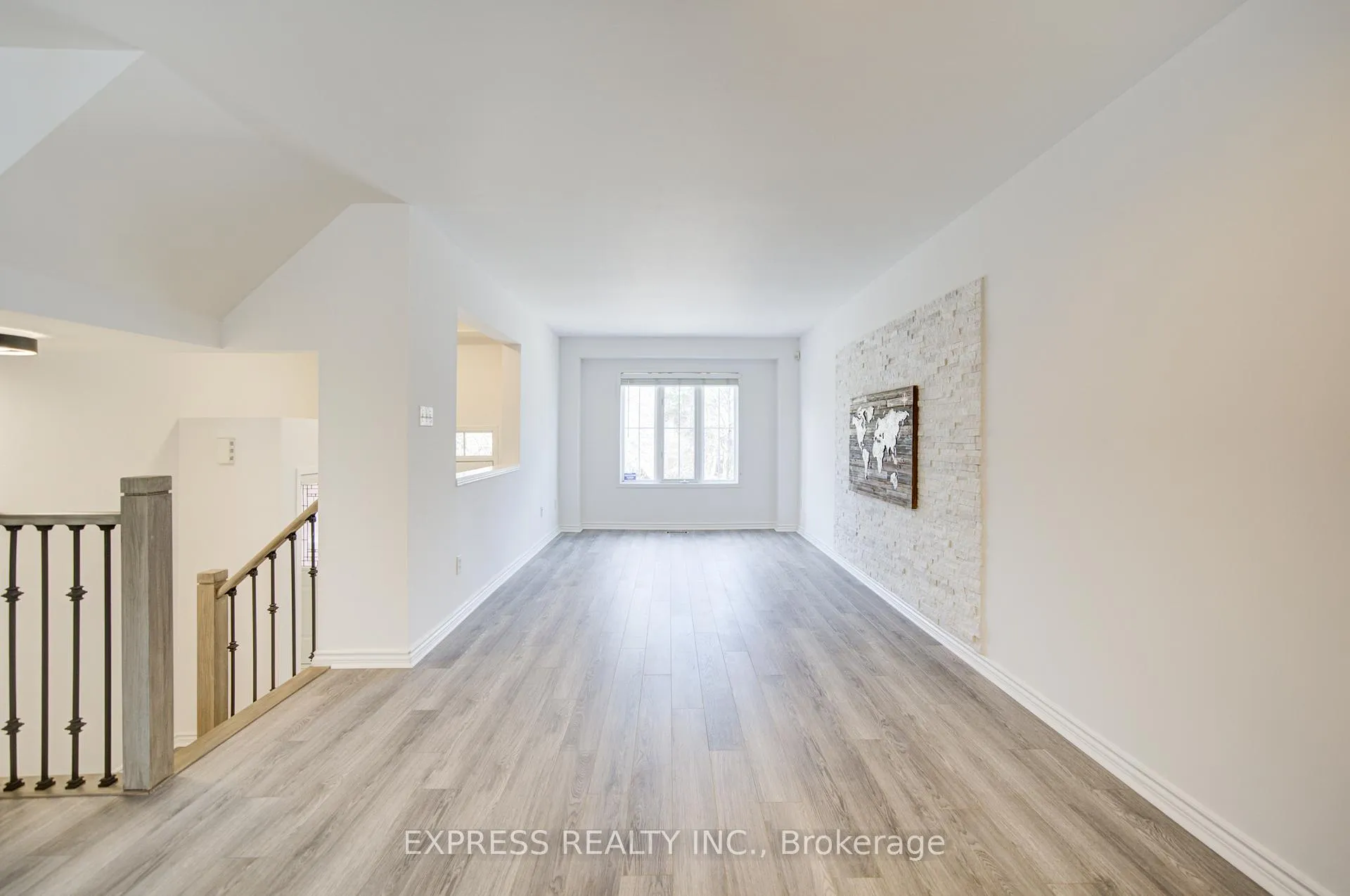 Photo 13 of 33 Schouten Crescent, Markham, Vinegar Hill — HOMEH