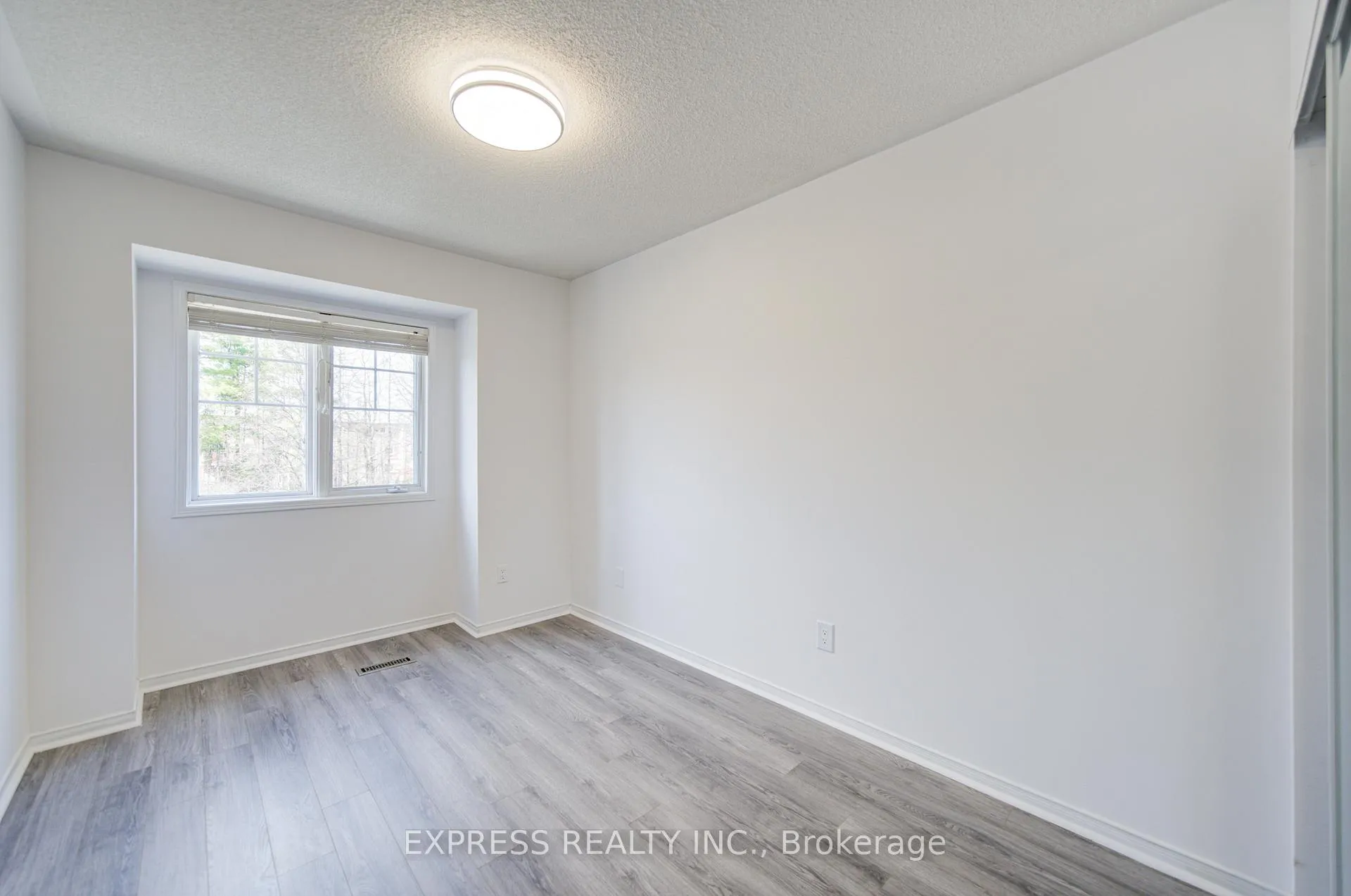Photo 27 of 33 Schouten Crescent, Markham, Vinegar Hill — HOMEH
