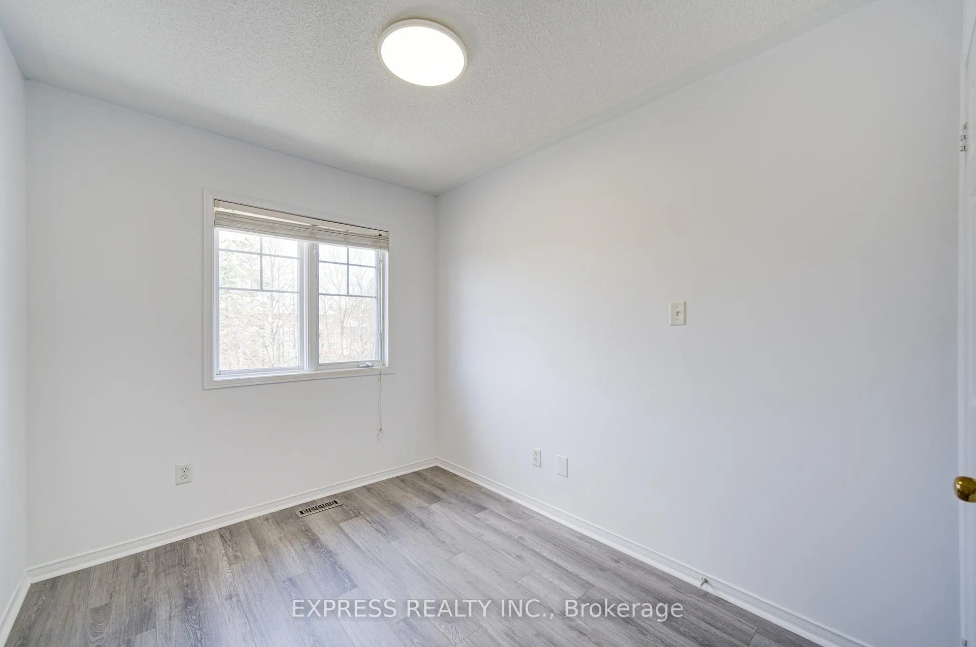 Photo 28 of 33 Schouten Crescent, Markham, Vinegar Hill — HOMEH