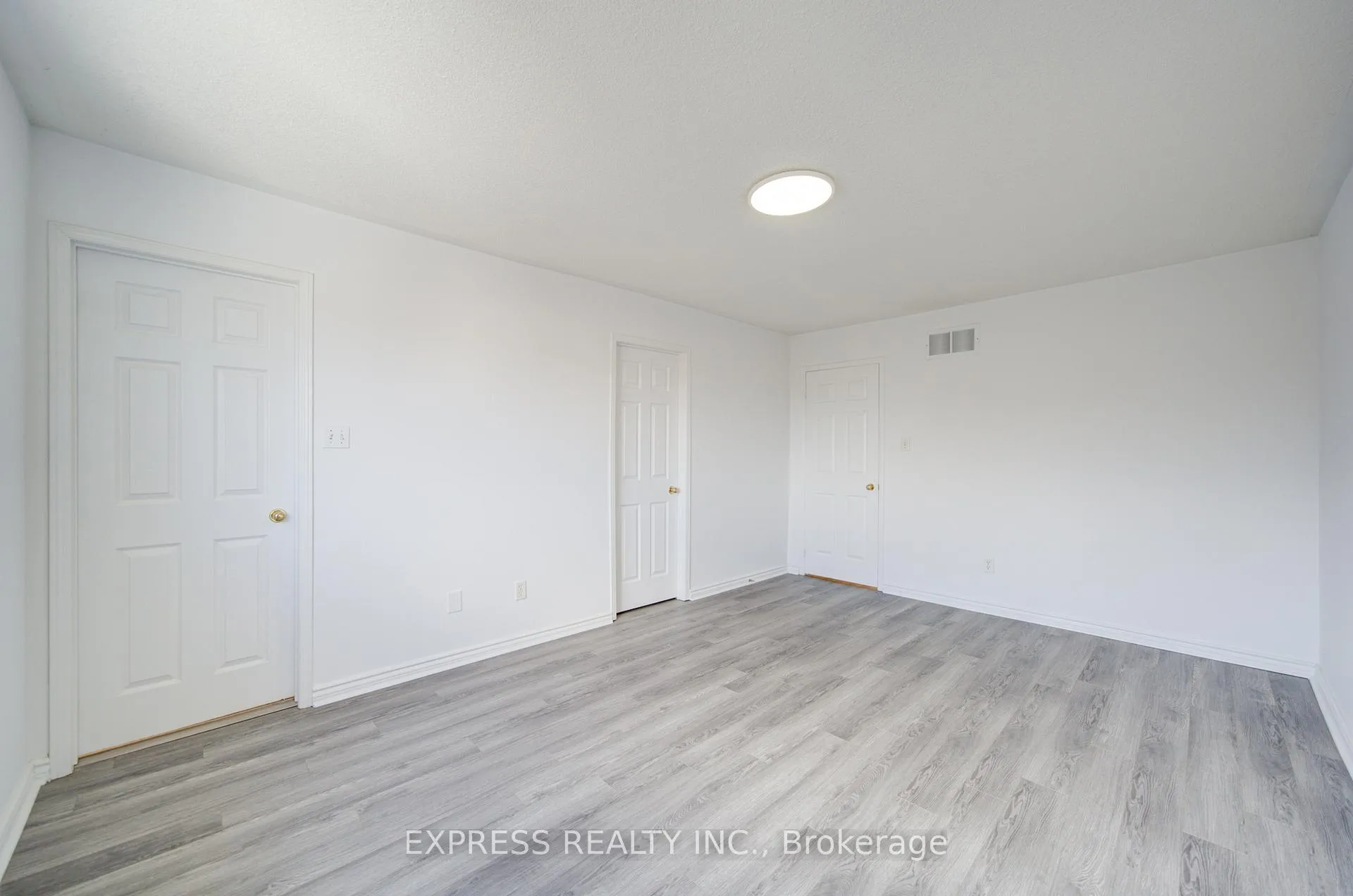 Photo 35 of 33 Schouten Crescent, Markham, Vinegar Hill — HOMEH