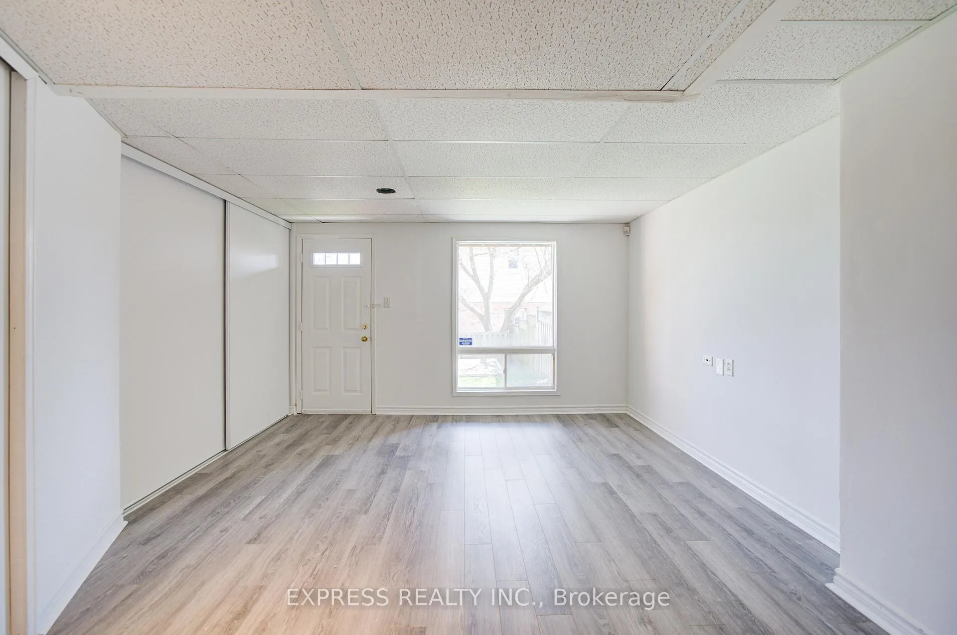 Photo 39 of 33 Schouten Crescent, Markham, Vinegar Hill — HOMEH
