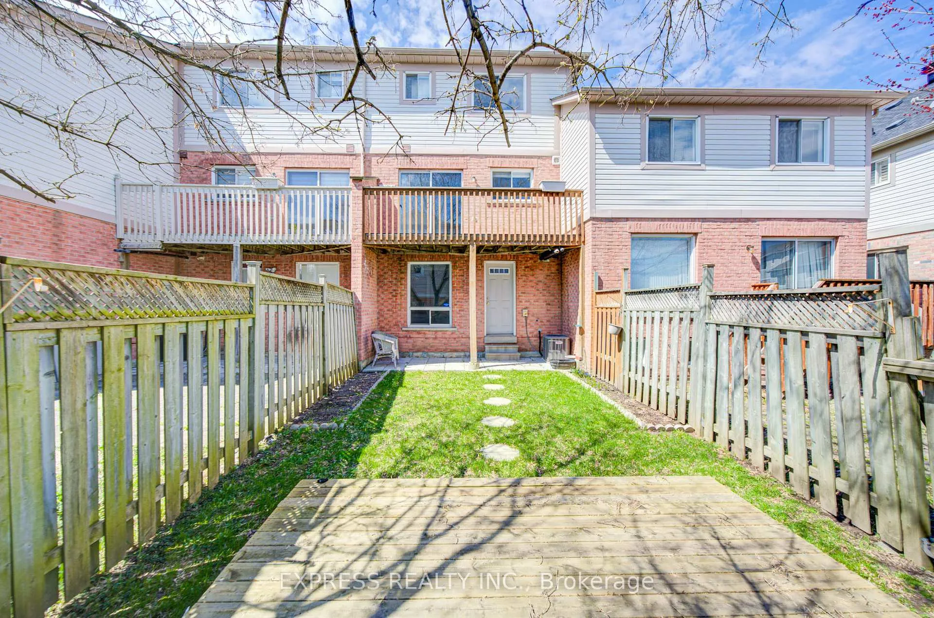Photo 47 of 33 Schouten Crescent, Markham, Vinegar Hill — HOMEH