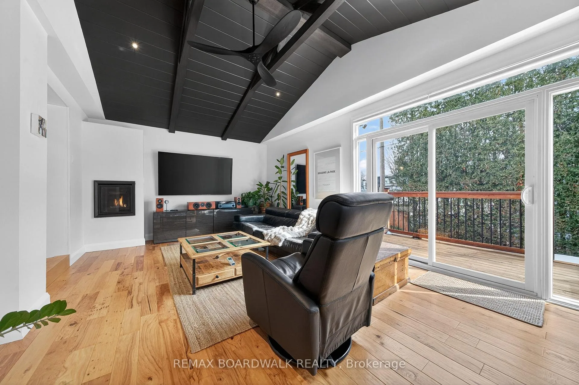 Photo 18 of 154 Queen Mary Street, Ottawa, Overbrook/Castle Heights — HOMEH