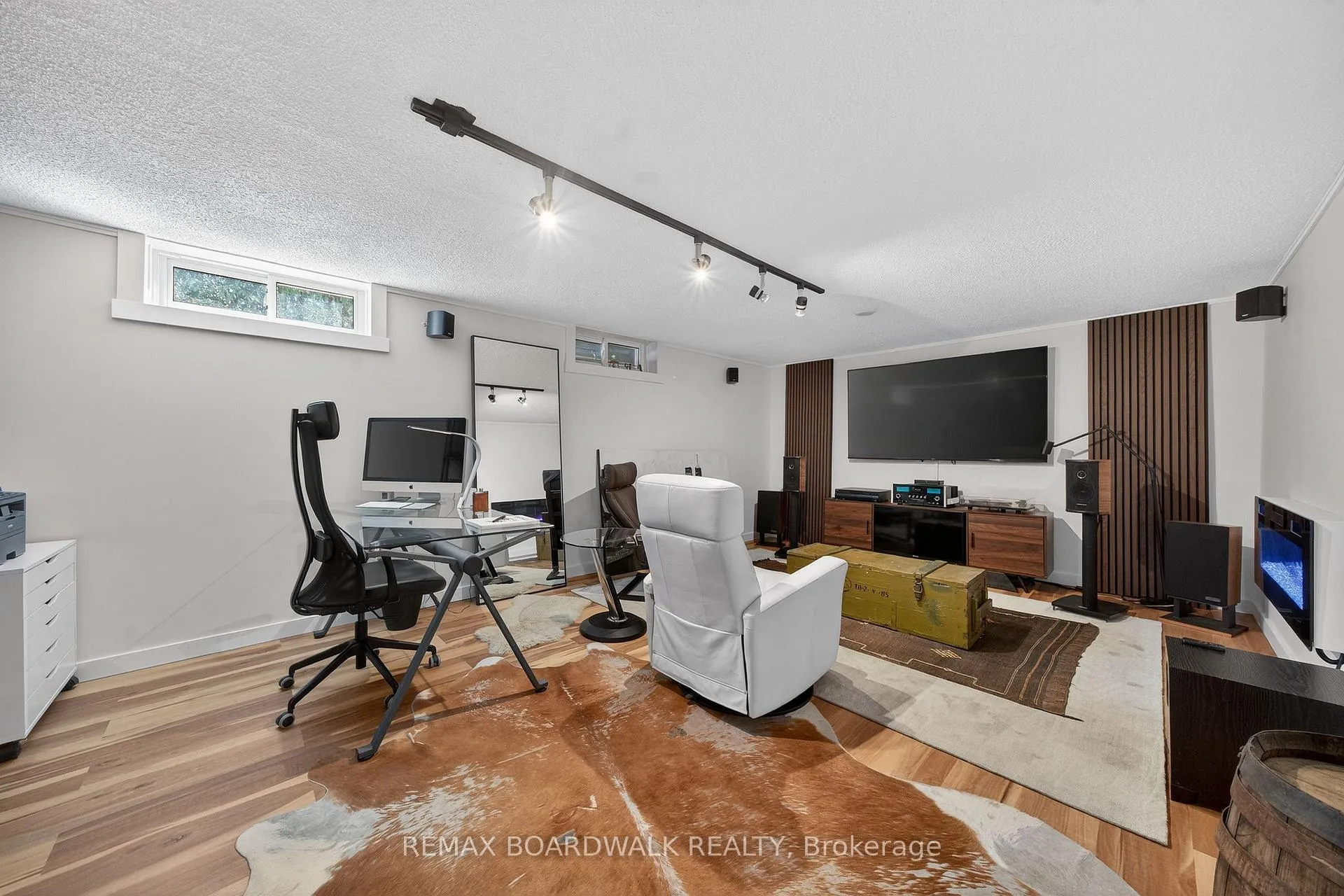 Photo 32 of 154 Queen Mary Street, Ottawa, Overbrook/Castle Heights — HOMEH