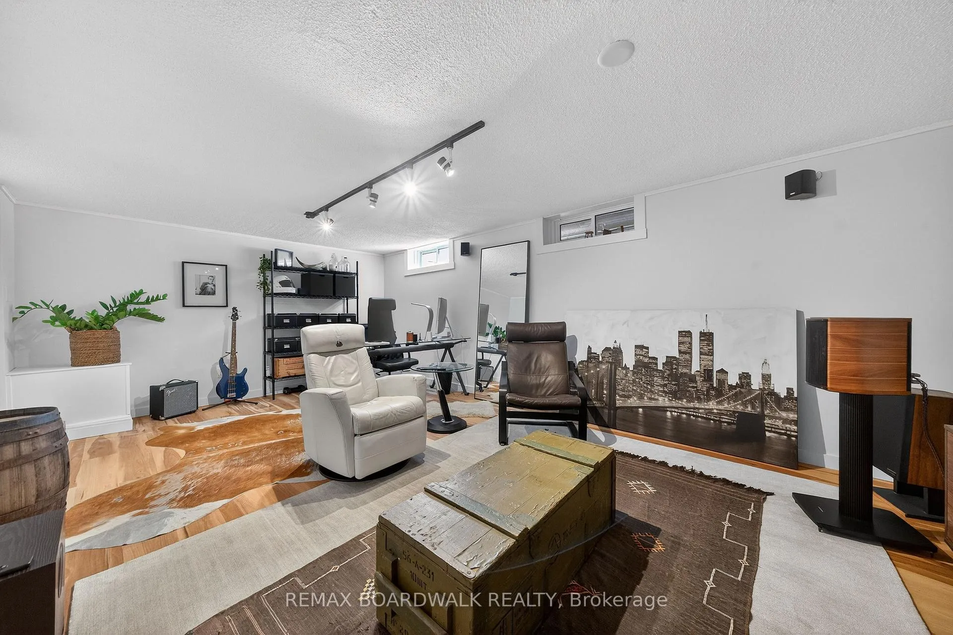 Photo 33 of 154 Queen Mary Street, Ottawa, Overbrook/Castle Heights — HOMEH