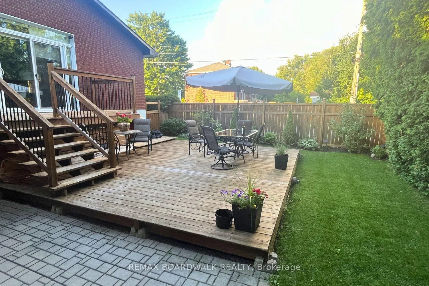 Photo 38 of 154 Queen Mary Street, Ottawa, Overbrook/Castle Heights — HOMEH