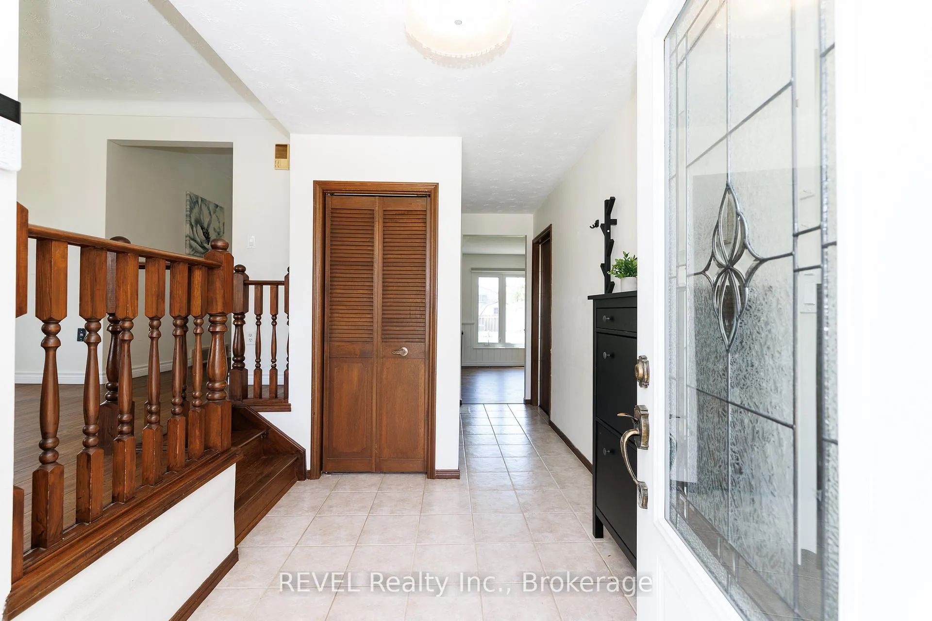 Photo 5 of 6195 Eldorado Avenue, Niagara Falls, West Wood — HOMEH