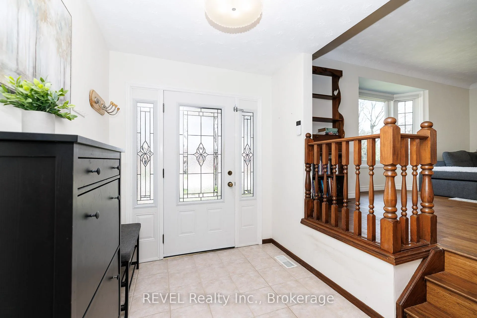 Photo 6 of 6195 Eldorado Avenue, Niagara Falls, West Wood — HOMEH