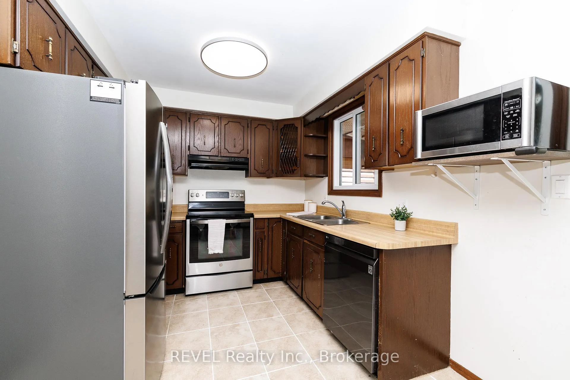 Photo 14 of 6195 Eldorado Avenue, Niagara Falls, West Wood — HOMEH